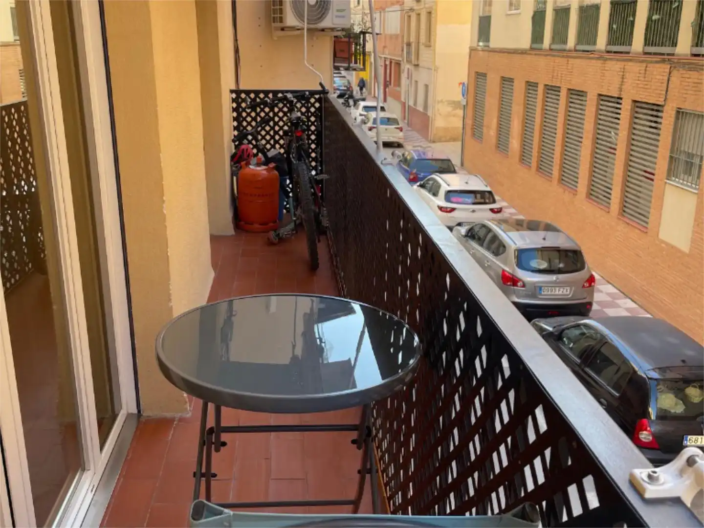 Flat for sale in Calle el Trevenque, 30, Crta. De la Sierra Balcony of Flat for sale in Granada with Parquet flooring and Balcony