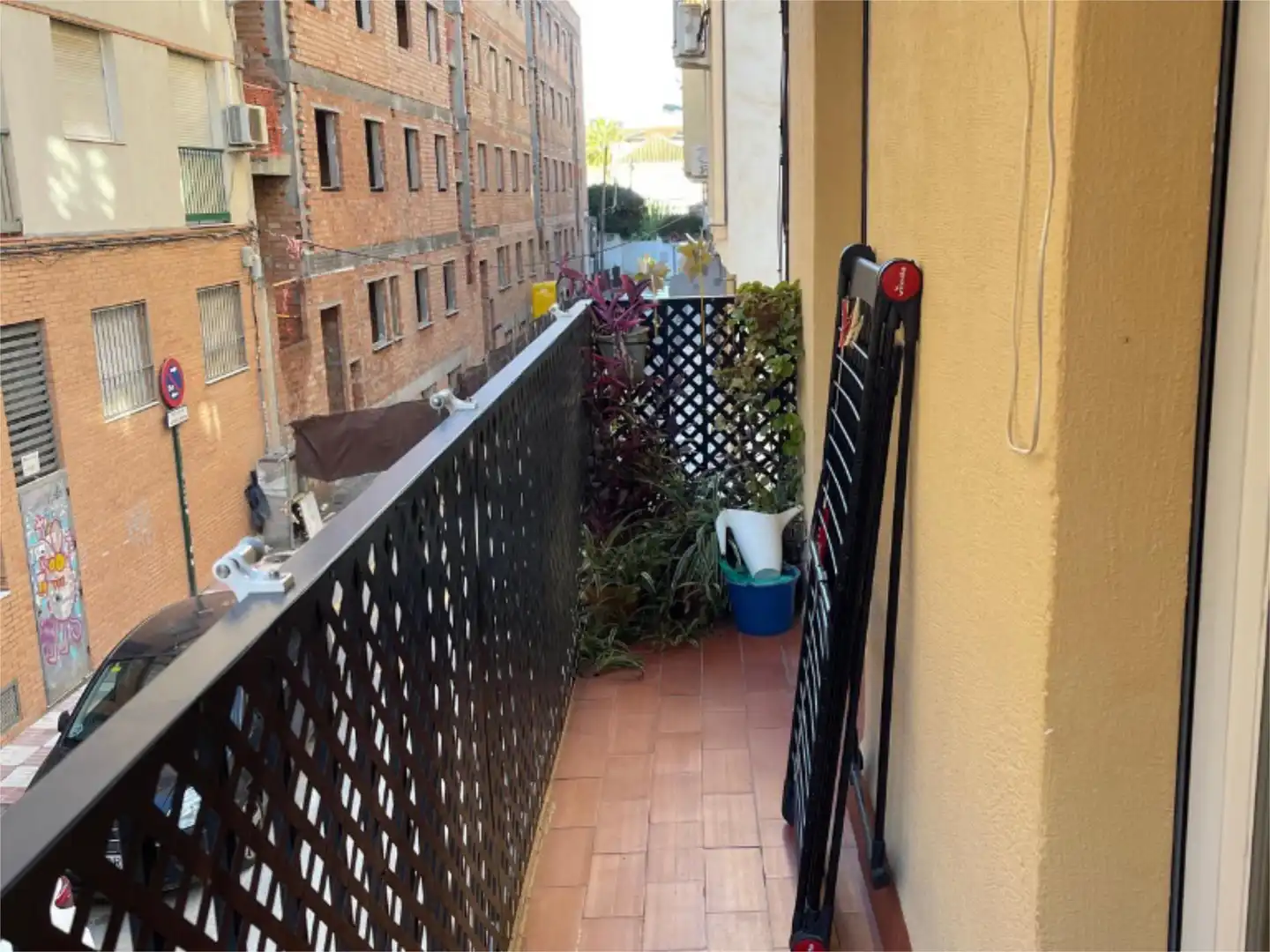Flat for sale in Calle el Trevenque, 30, Crta. De la Sierra Balcony of Flat for sale in Granada with Parquet flooring and Balcony