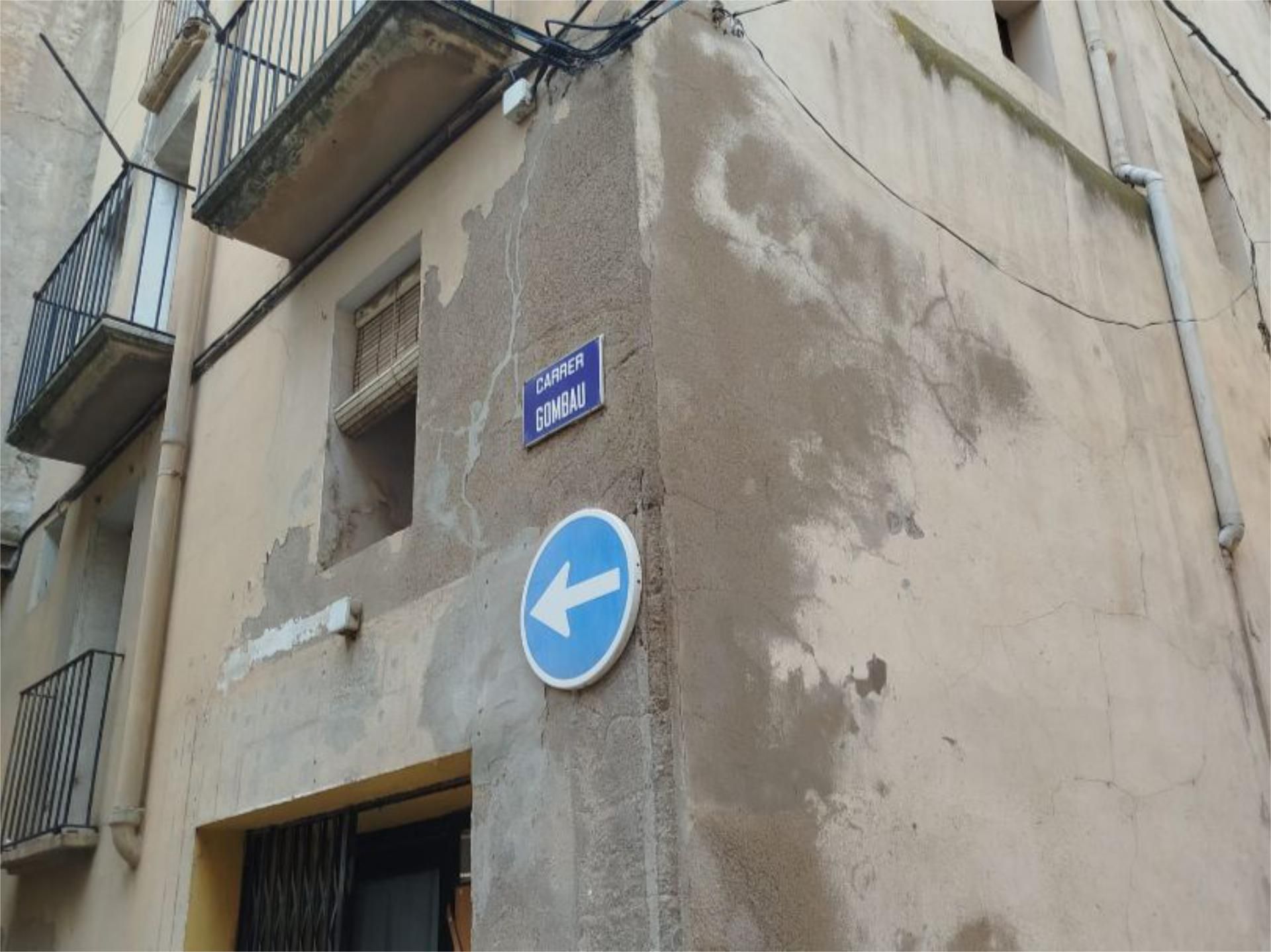 Parking of Flat for sale in Flix  with Balcony