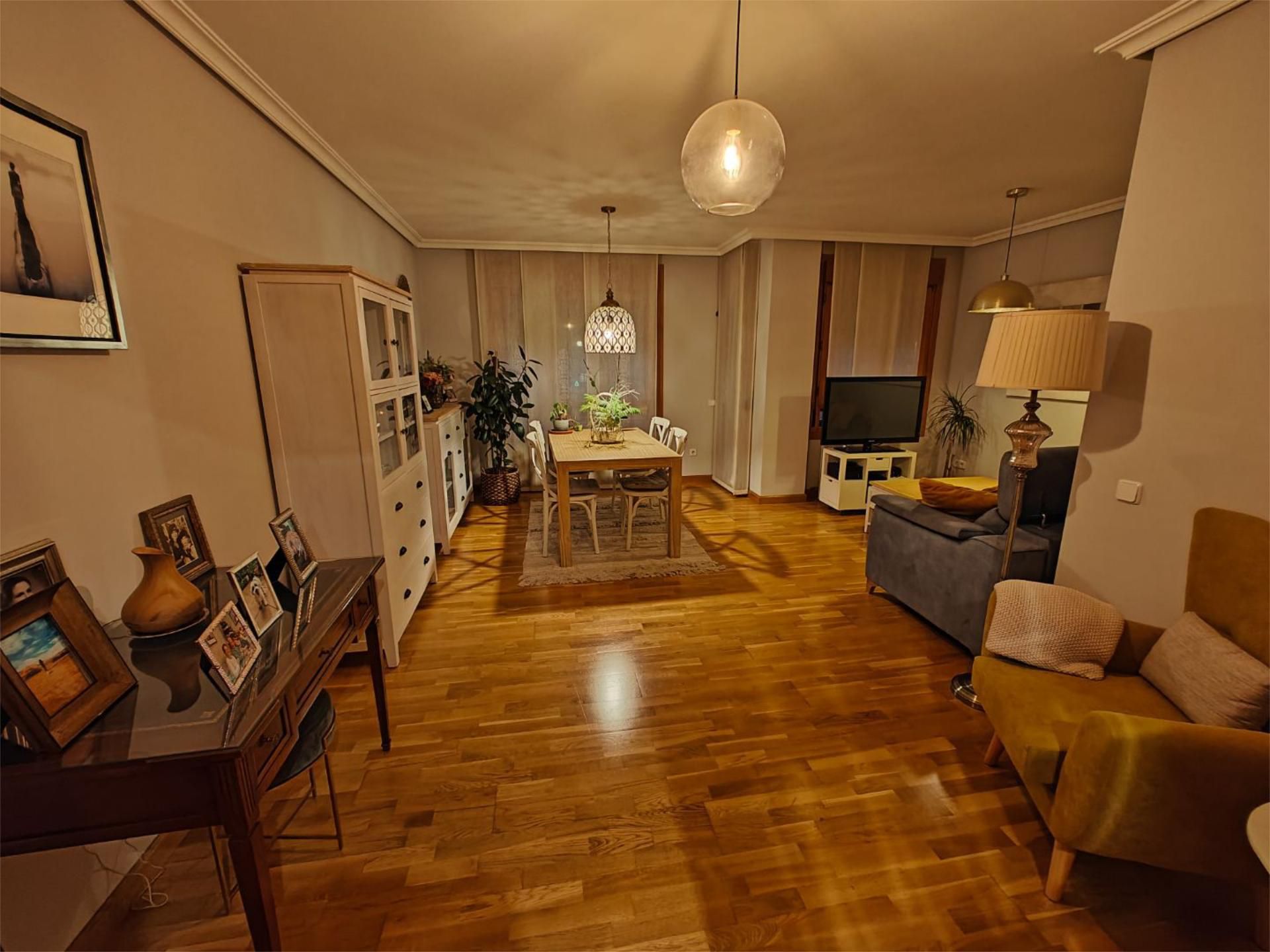 Flat for sale in Avenida Lope de Vega, 3, Cascajos - Piqueras Living room of Flat for sale in Logroño with Swimming Pool and Balcony