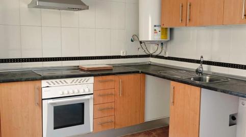 Foto 4 de Piso en venta en Calle Pintor Blas de Prado, 14, Camarena, Toledo