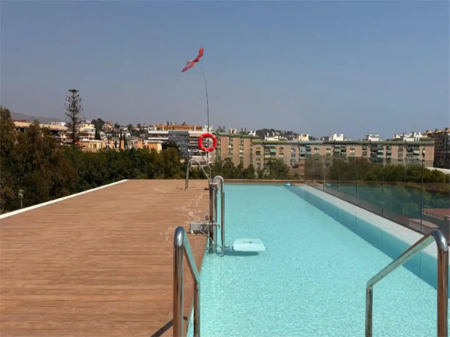Pis de lloguer a Calle Herrera, 14, Pedregalejo - Morlaco Piscina de Pis de lloguer en Málaga amb Aire condicionat, Calefacció i Jardí privat