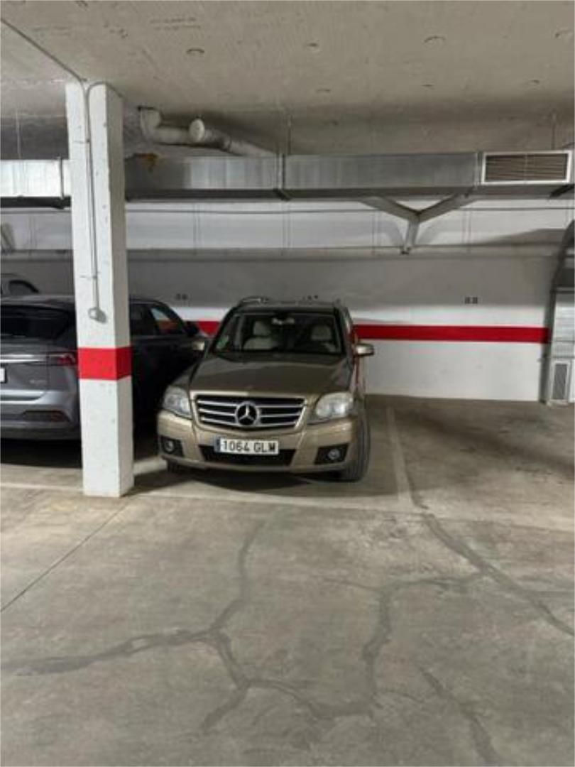 Aparcament de Garatge de lloguer en Valencina de la Concepción