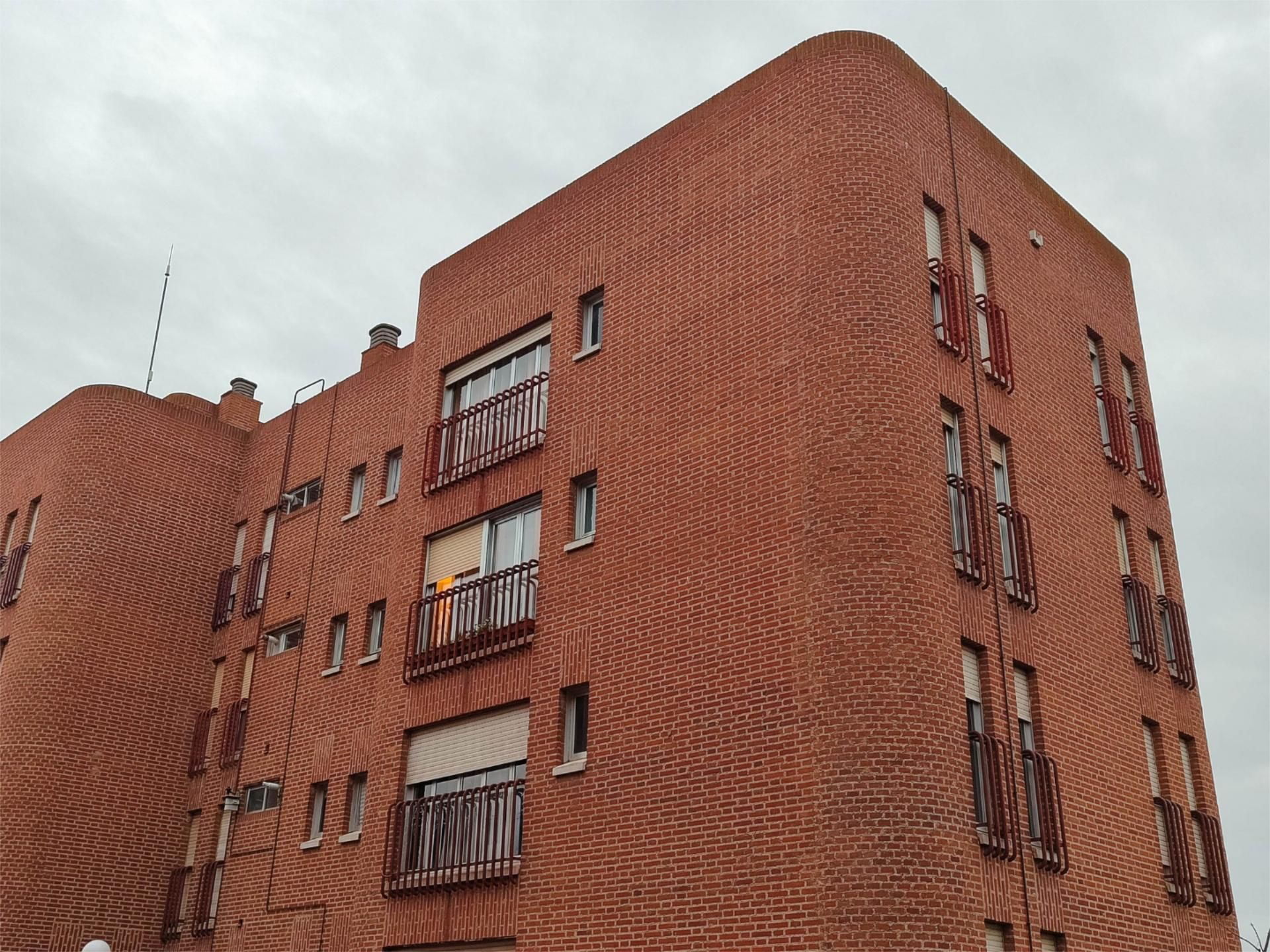 Exterior view of Flat for sale in Medina del Campo