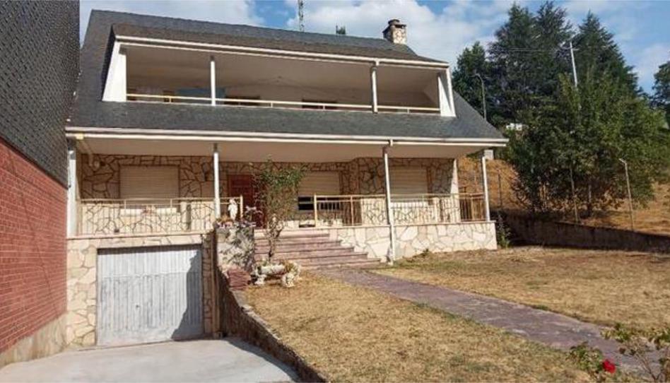 Casa adosada para compartir en Toreno, León - imagen 1 Foto 1 de Casa adosada para compartir en Toreno, León