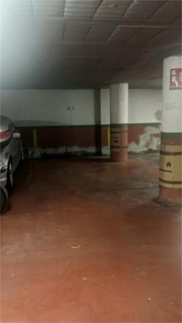 Garage to rent in Algeciras