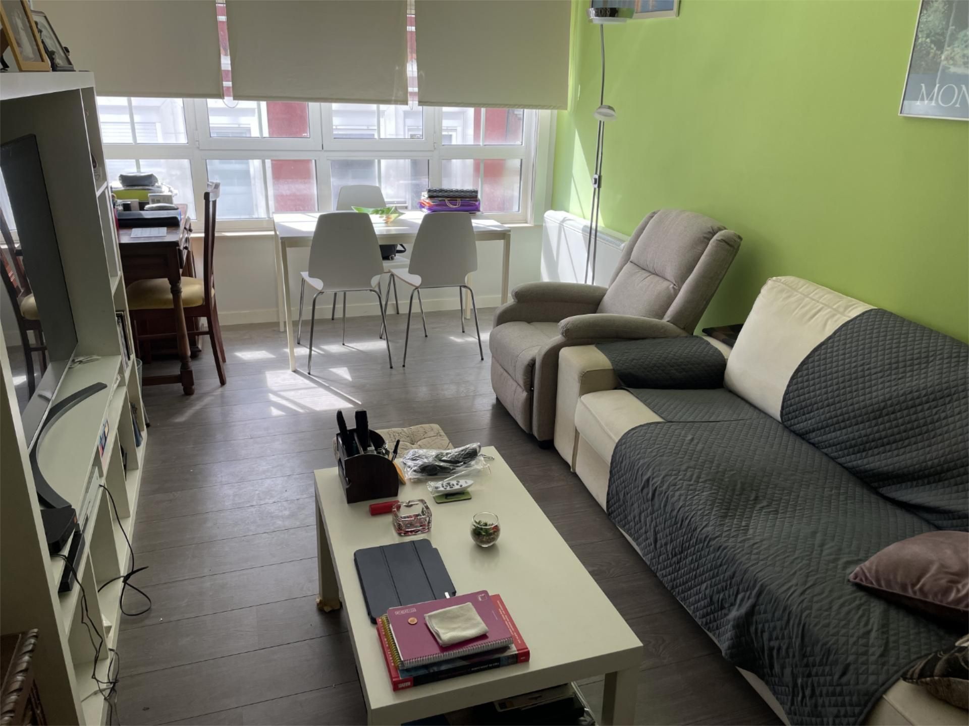 Flat to rent in Rúa Eladio Rodríguez González, 18, Paseo de los Puentes - Santa Margarita Living room of Flat to rent in A Coruña Capital with Heating, Storage room and Furnished