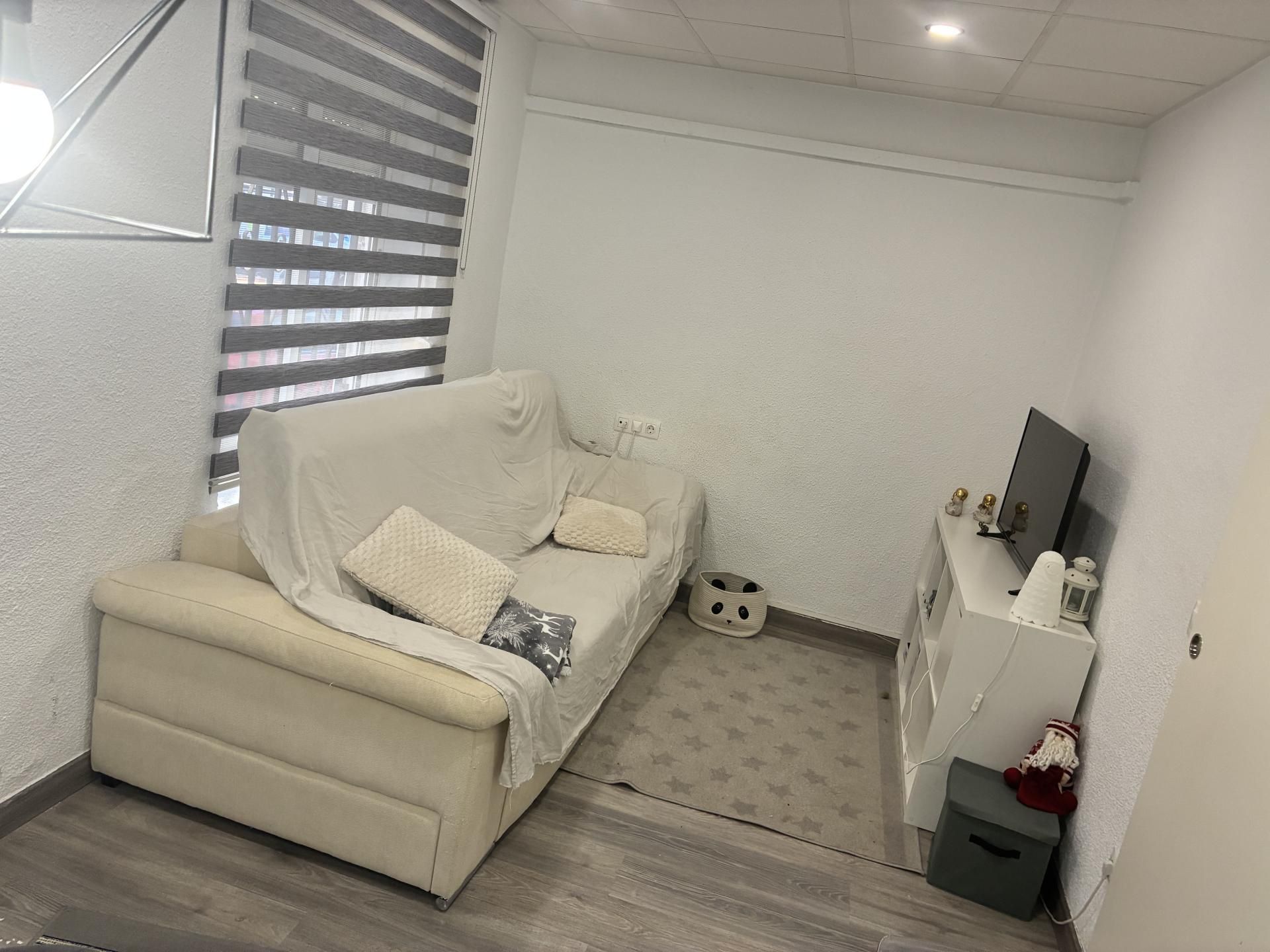 Sala de estar de Piso en venta en Elda con Aire acondicionado, Calefacción y Parquet