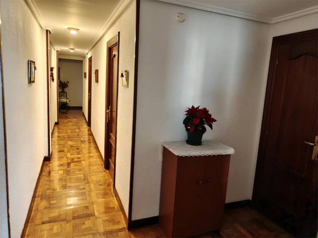 Piso en Venta en Calle Mayor, 50 en Burlada / Burlata