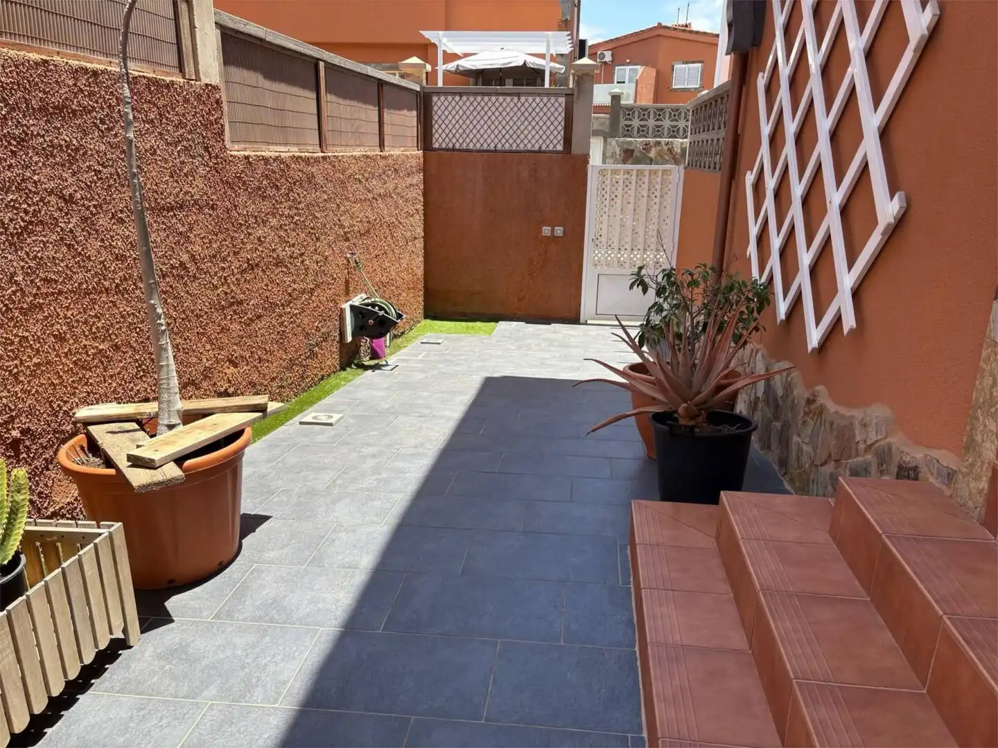 Maisonette zum Verkauf in Calle Alsandara, 14, La Garita - Marpequeña Garten von Maisonette zum Verkauf in Telde mit Parkett, Terrasse und Abstellraum