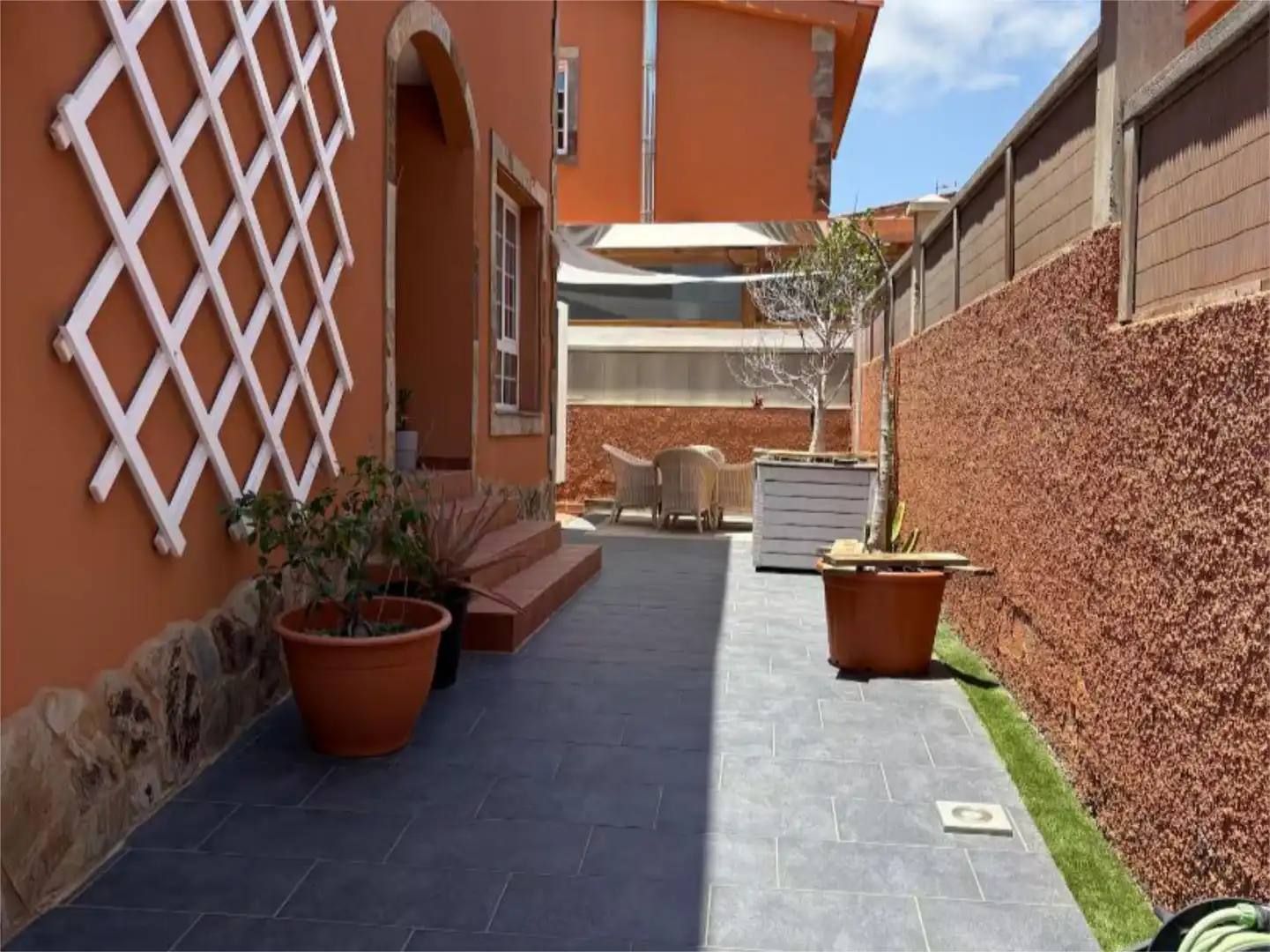 Maisonette zum Verkauf in Calle Alsandara, 14, La Garita - Marpequeña Terrasse von Maisonette zum Verkauf in Telde mit Parkett, Terrasse und Abstellraum