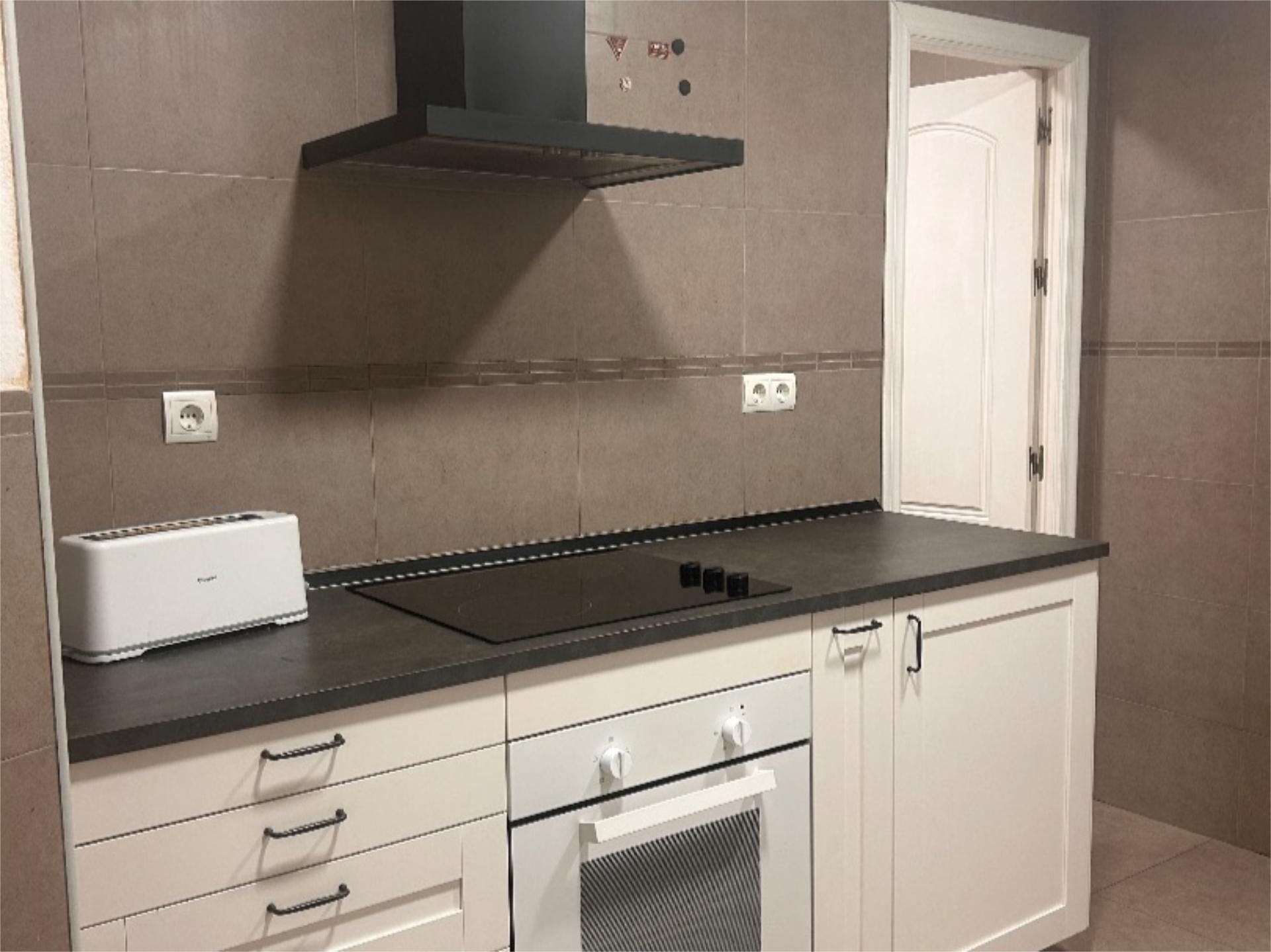 Apartment to rent in Calle Doctor Ramón y Cajal, 1, Centro Histórico Kitchen of Apartment to rent in Cádiz Capital