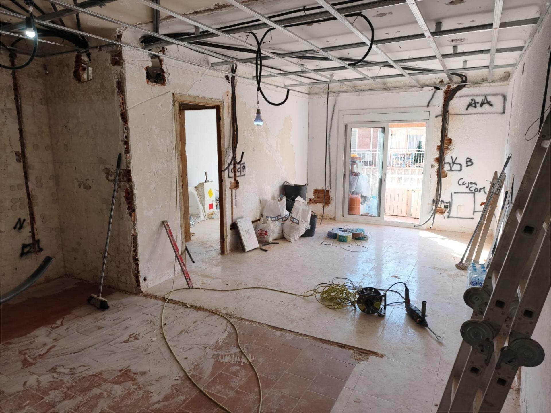 Flat for sale in Carrer de la Mare de Déu de Montserrat, 48, Pont Vell Flat for sale in Ripollet with Air Conditioner and Balcony