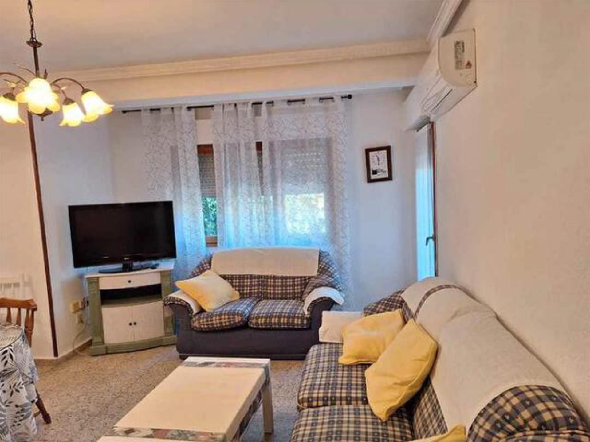 Living room of Flat to rent in Hervás  with Heating, Terrace and Furnished