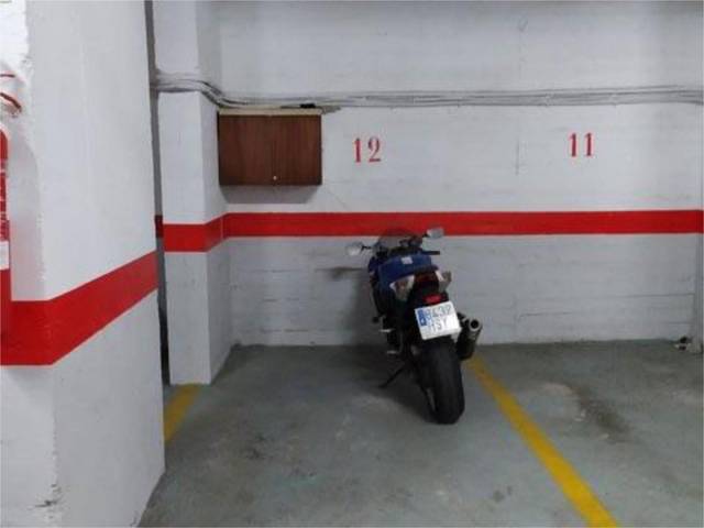 Garaje en Alquiler en La Guineueta