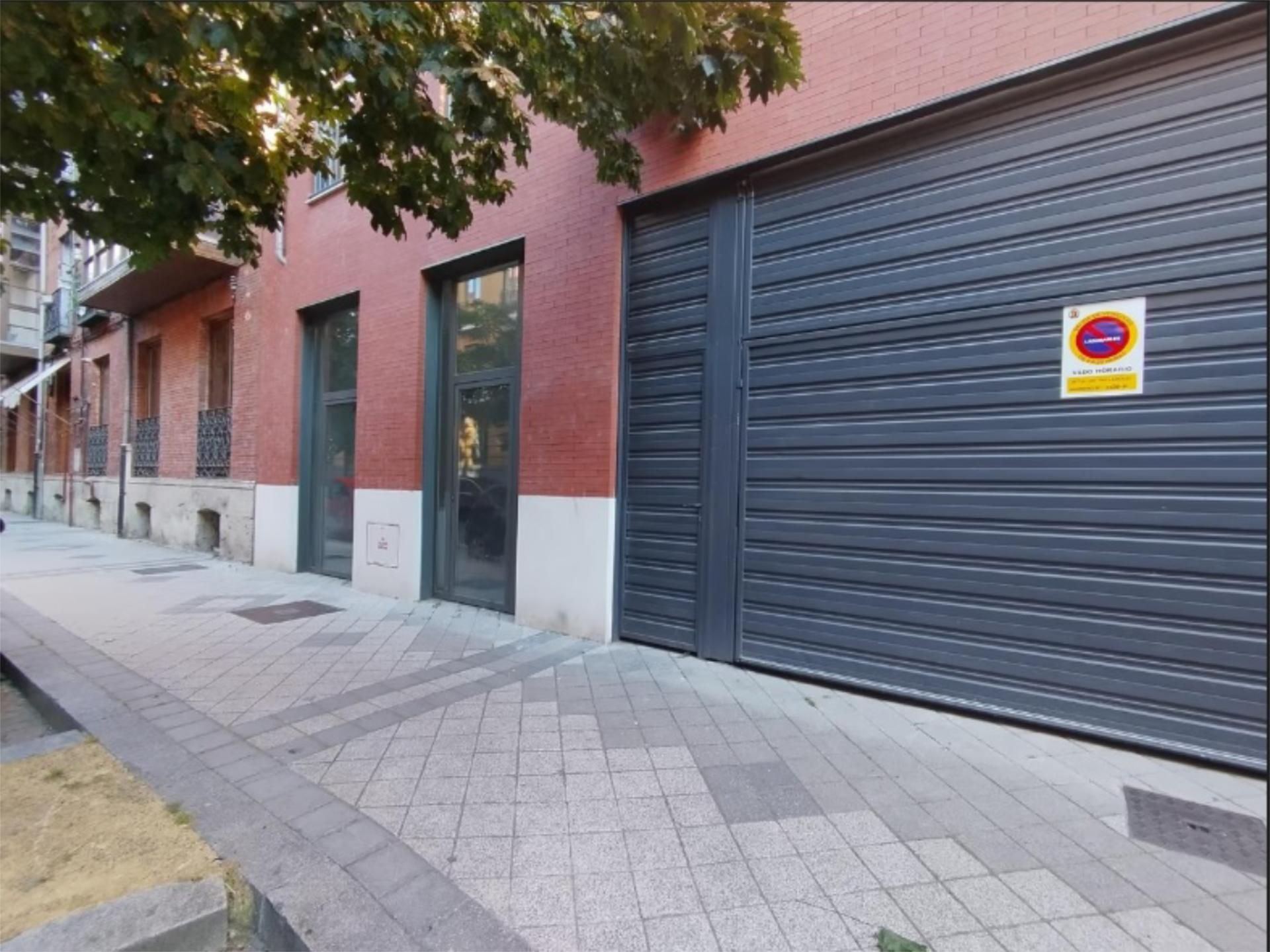 Exterior view of Garage to rent in Valladolid Capital