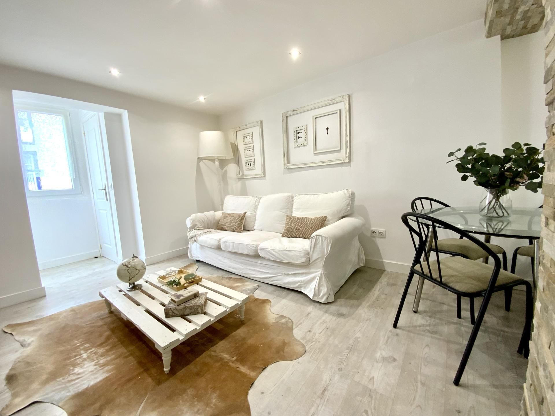 Flat to rent in Kristo Kalea, 12, Barrio de Uribarri Living room of Flat to rent in Bilbao with Heating, Parquet flooring and Furnished