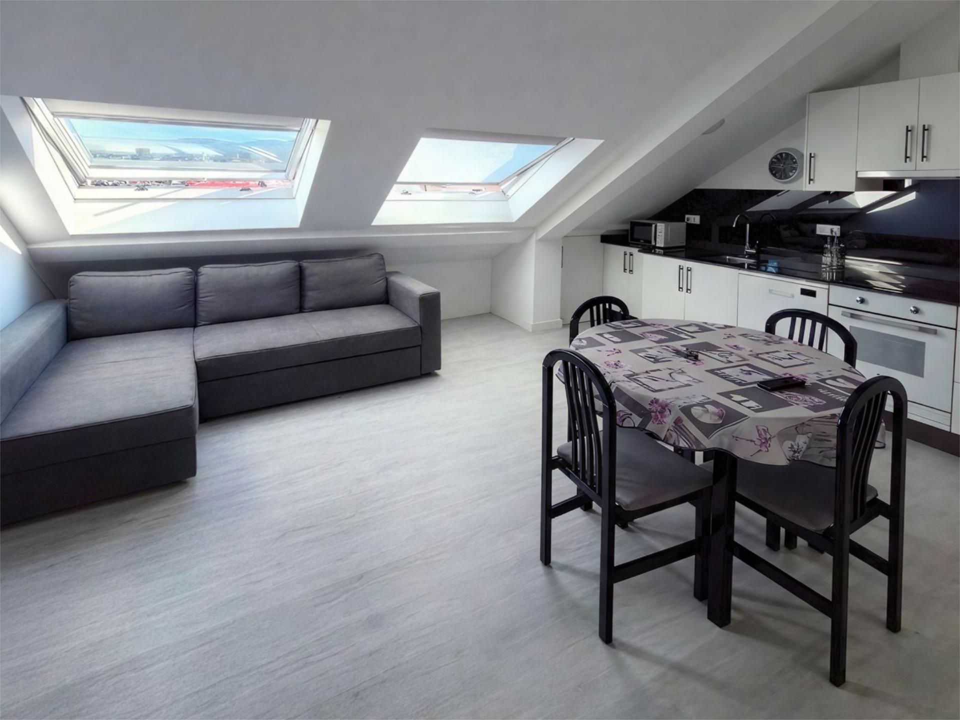 Living room of Flat to rent in Corcubión  with Heating and Furnished