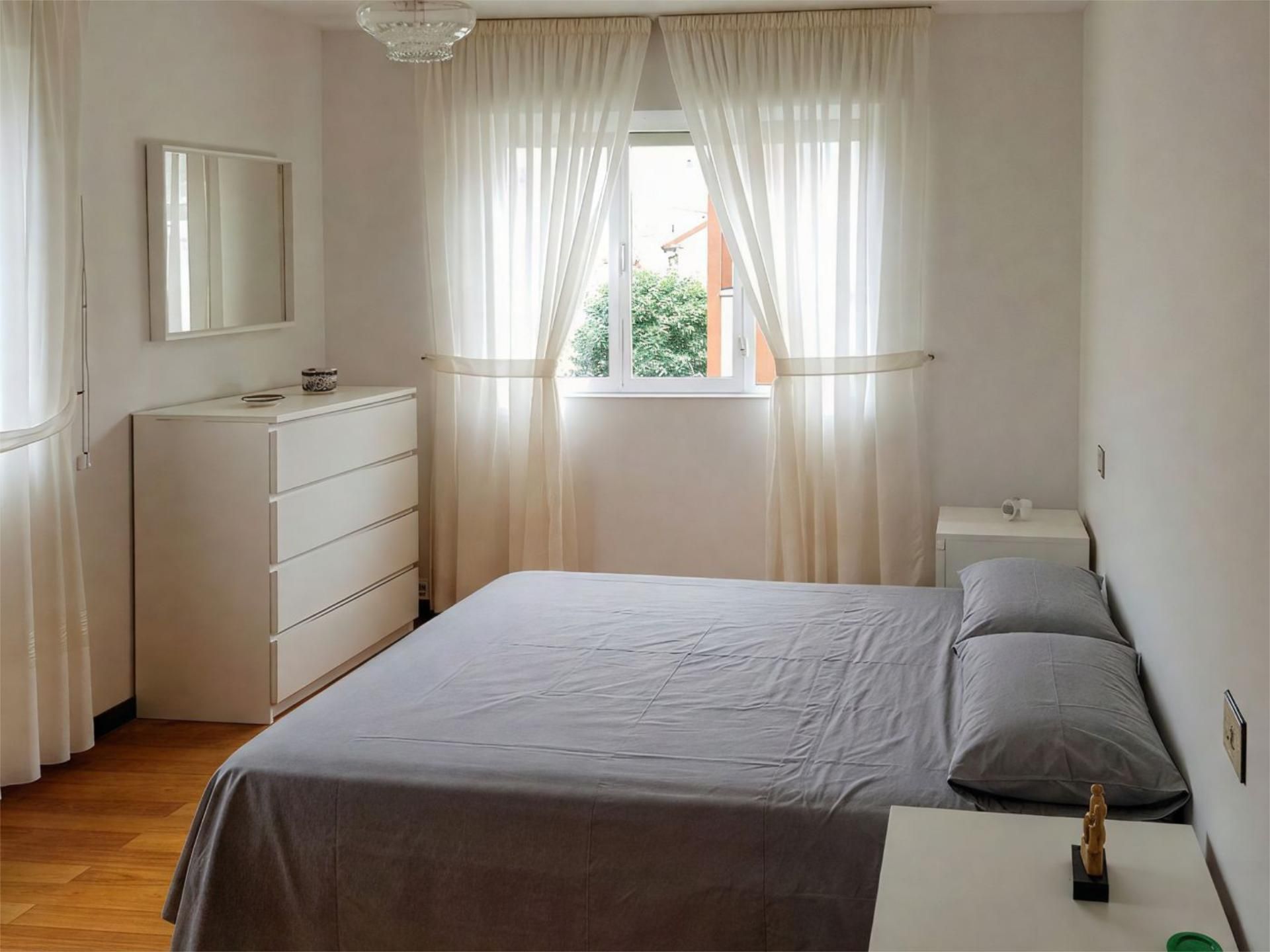 Bedroom of Flat to rent in Corcubión  with Heating and Furnished