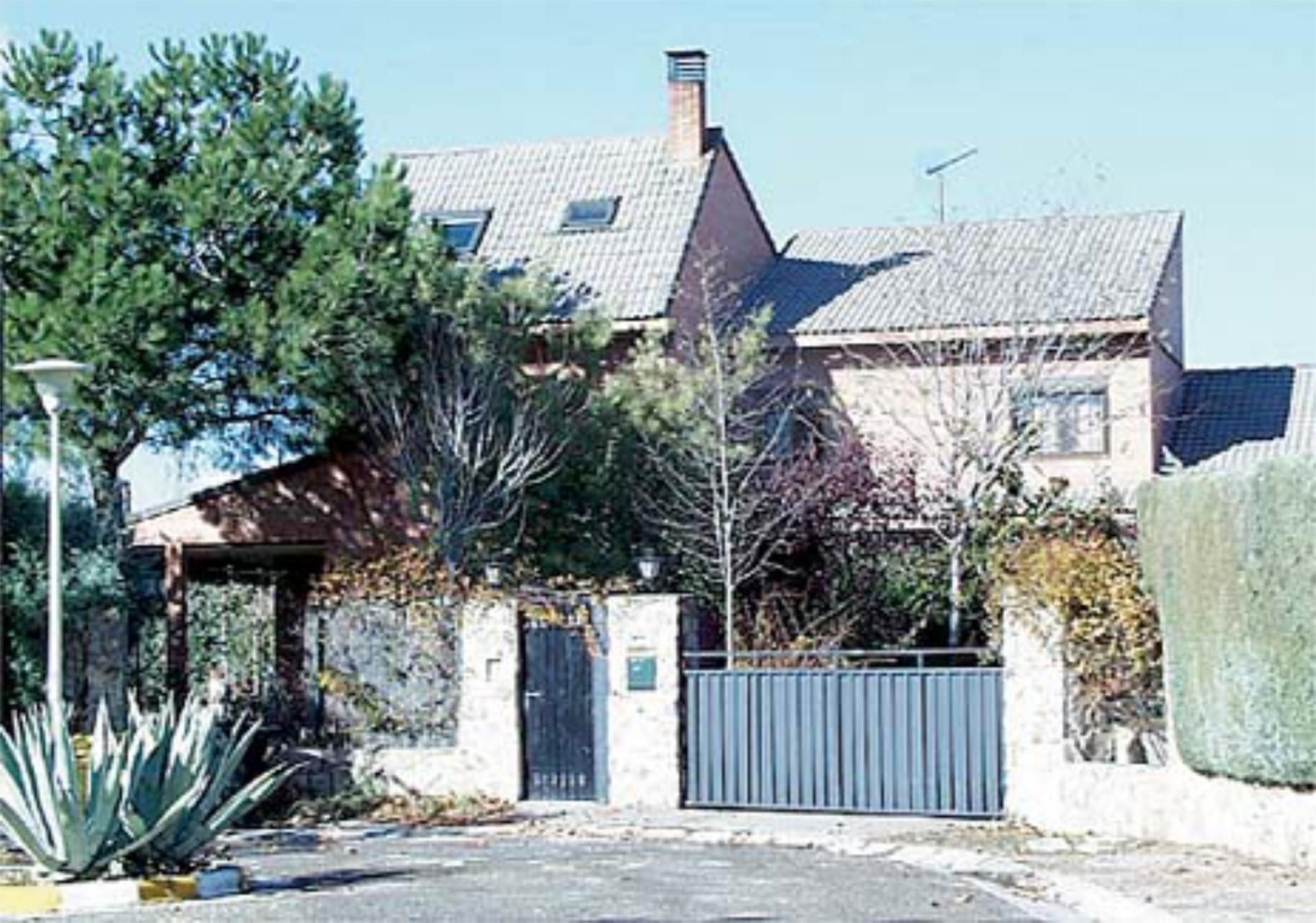 Exterior view of House or chalet to share in Boadilla del Monte  with Heating, Private garden and Parquet flooring