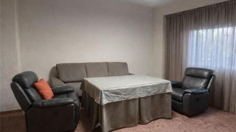 Foto 4 de Casa adosada en venda a Calle Juanito Valderrama, 37, Ctra. Circunvalación - La Magdalena,  Jaén Capital