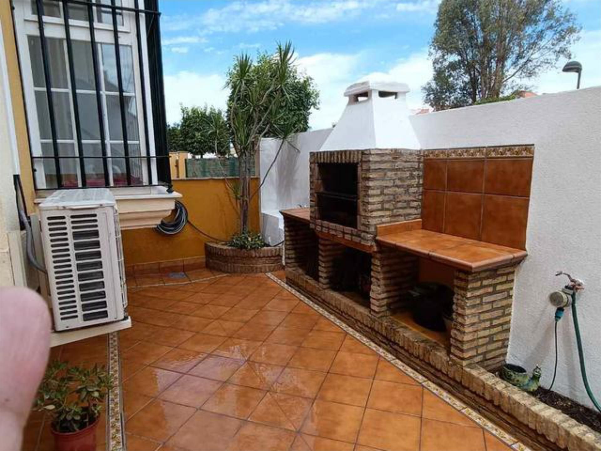 House or chalet to rent in Corrales