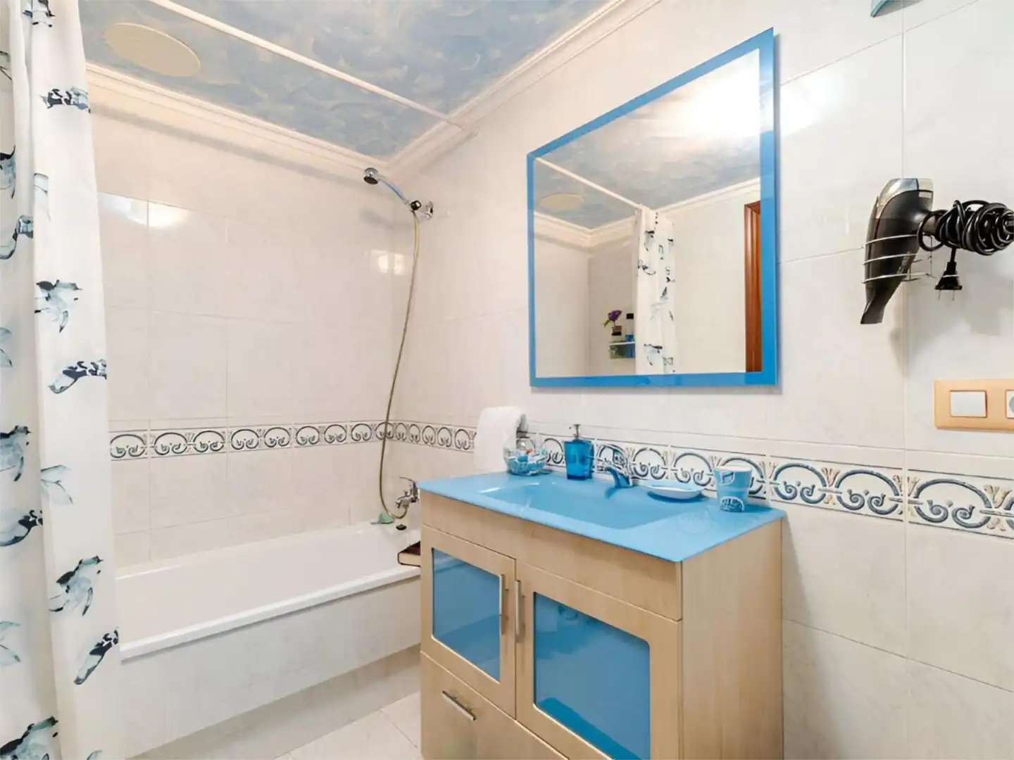 Piso en venta en Plaza Perillana, 11, Ponteareas Baño de Piso en venta en Ponteareas con Balcón