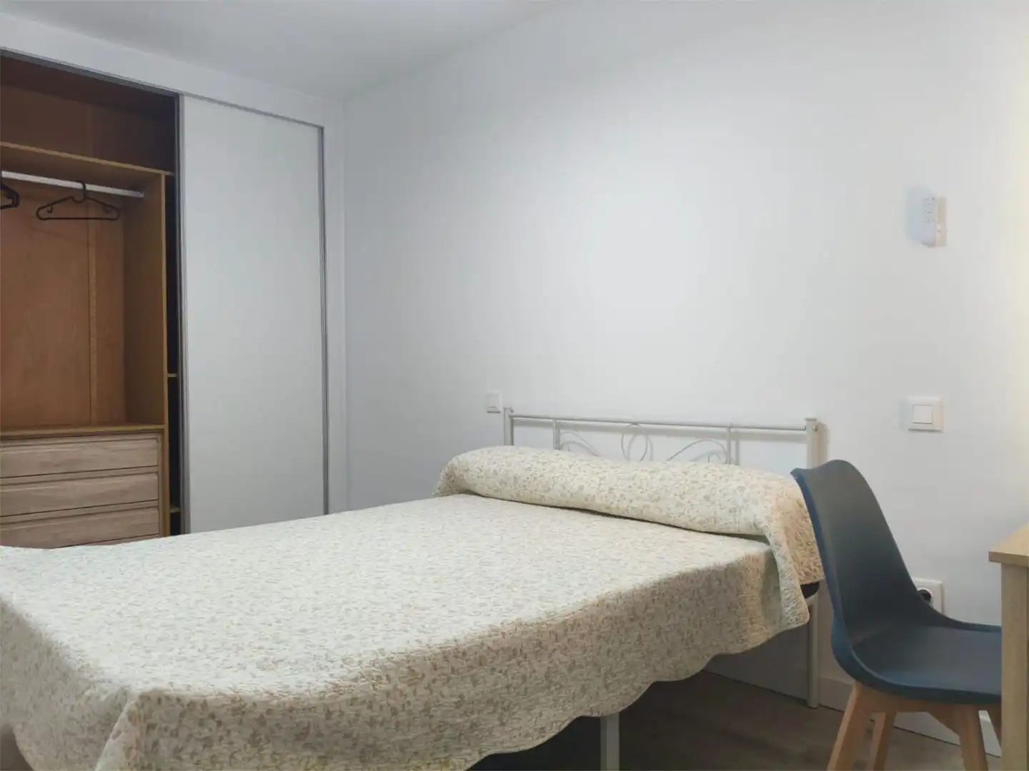 Zimmer in Travesía de Toledo, 7, Camarena Zimmer in Travesía de Toledo, 7, Camarena