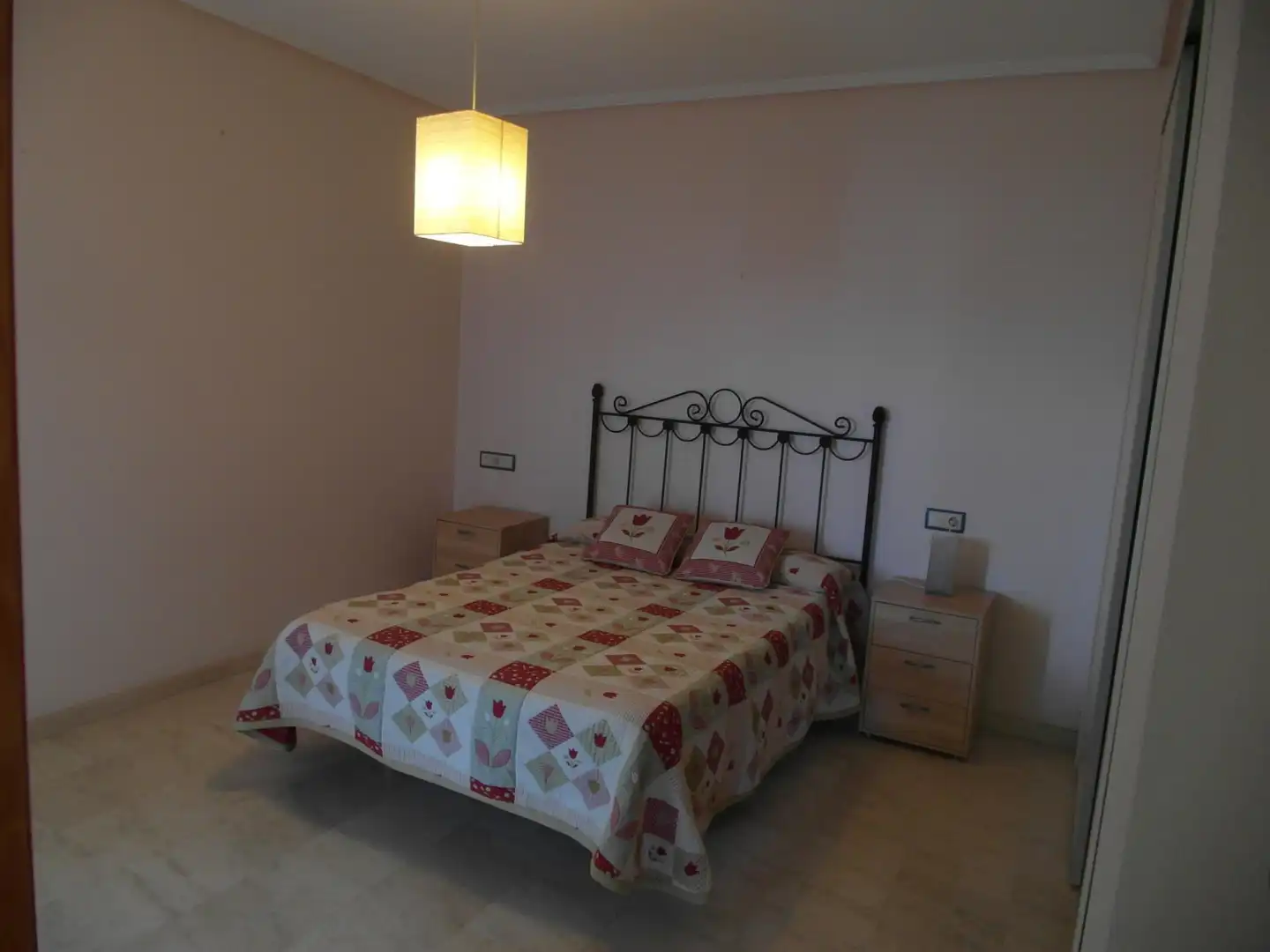 Ático en venta en Calle País Valenciano, 28, Orihuela ciudad Habitación de Ático en venta en Orihuela con Aire acondicionado, Calefacción y Parquet