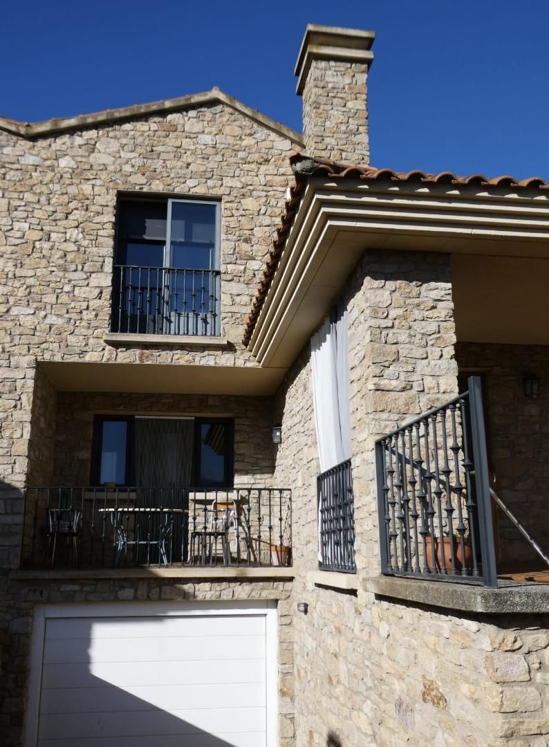 Casa o chalet en venta en Calle Fonseca, 27, Carbajosa de la Sagrada Terraza de Casa o chalet en venta en Carbajosa de la Sagrada con Terraza y Balcón