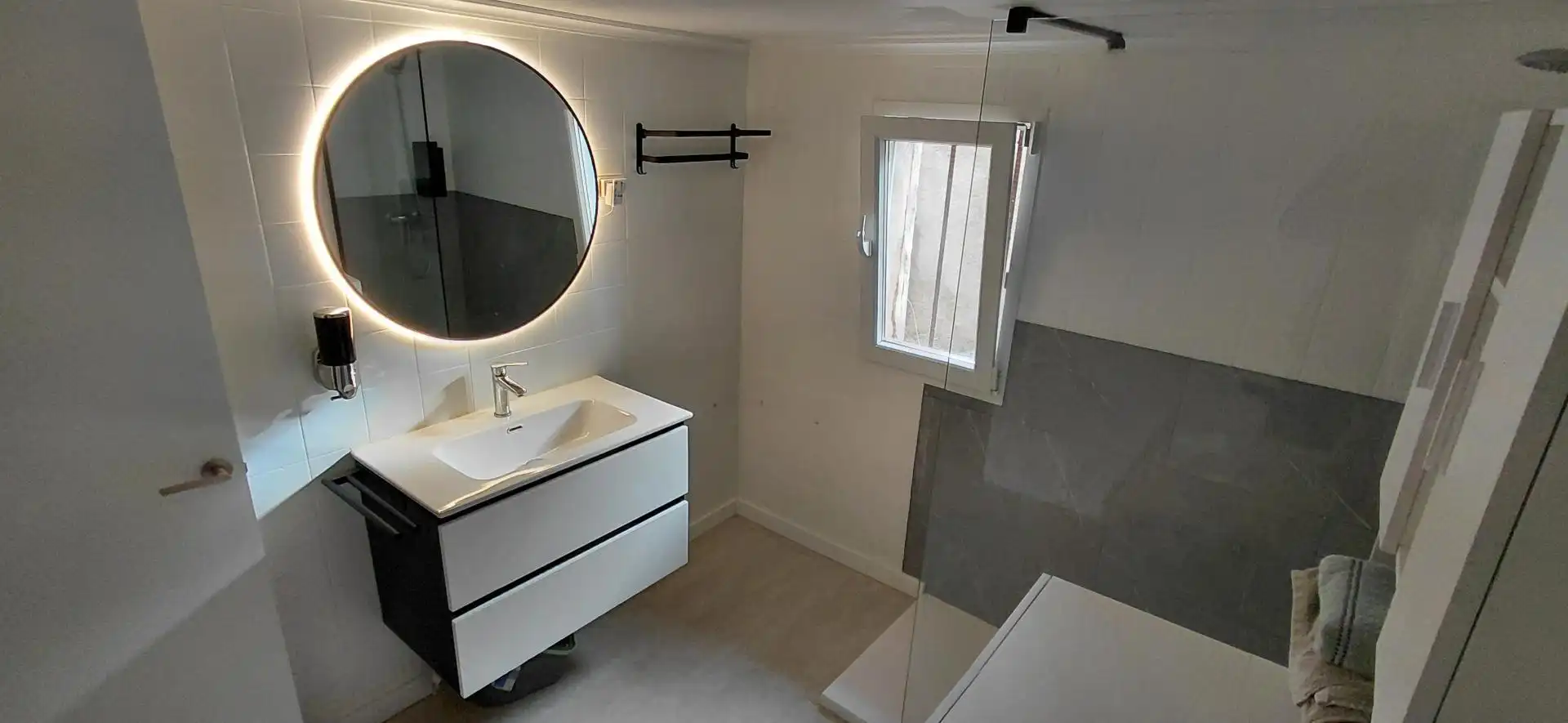 Piso en venta en Calle Rafael Gasset, 23, Ayerbe