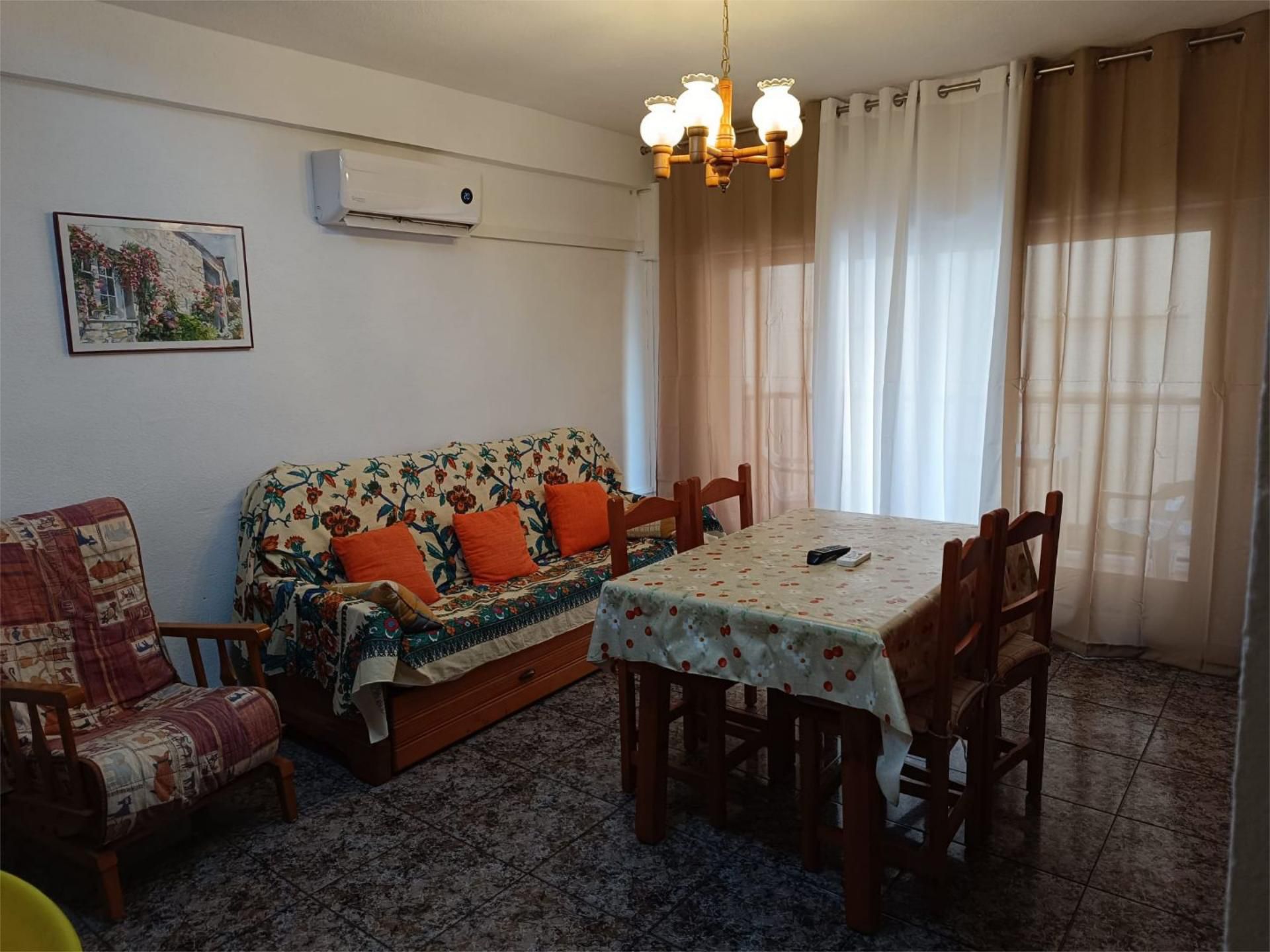Living room of Flat to rent in Almuñécar  with Air Conditioner, Terrace and Swimming Pool