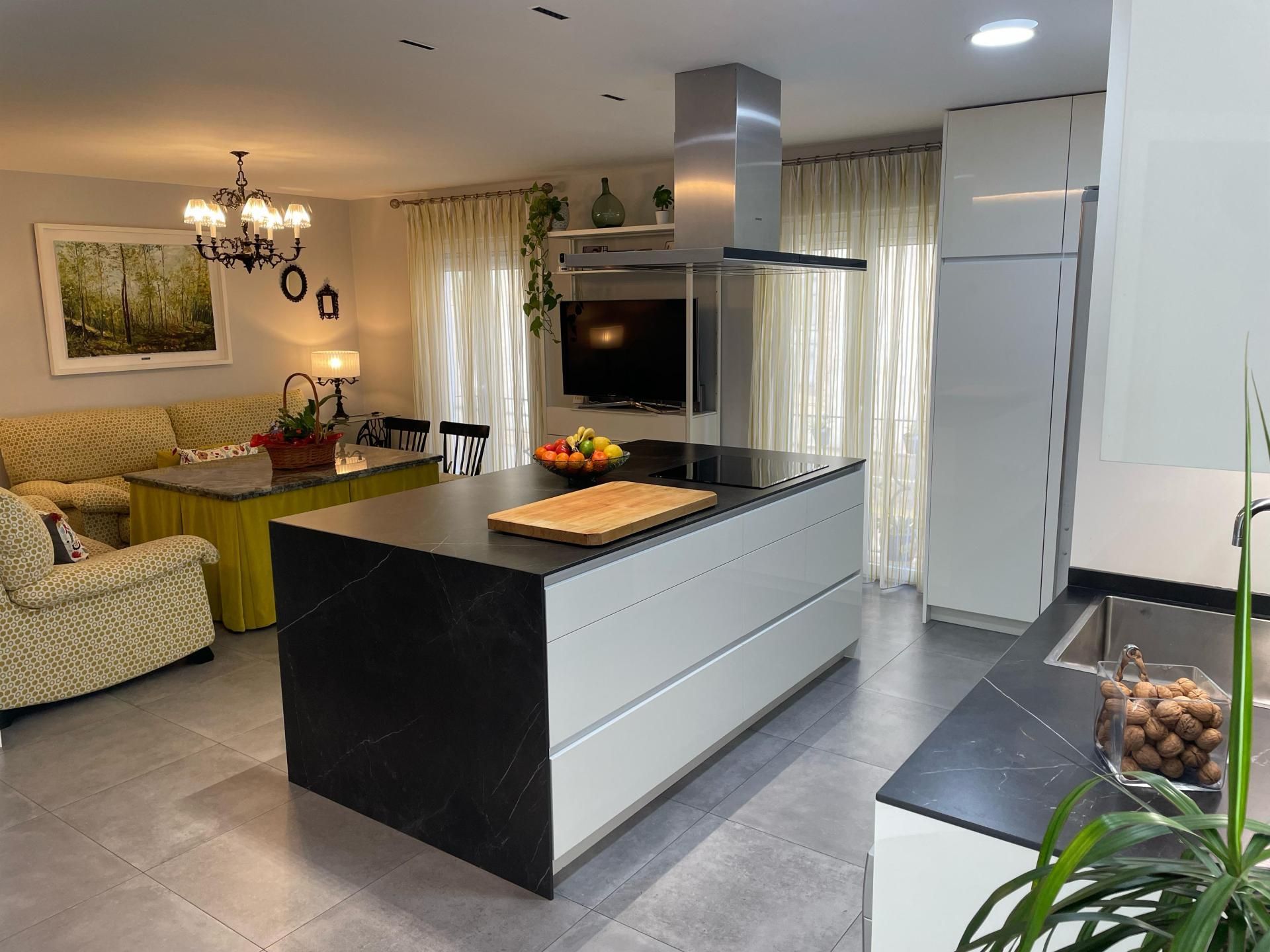 Flat for sale in Plaza Santa Victoria, 01, Zona Centro Kitchen of Flat for sale in Córdoba Capital with Air Conditioner and Balcony