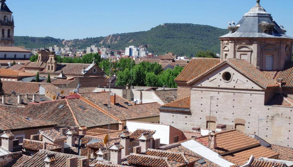 Piso para compartir en Calle Diego de Torres, 5, Casco histórico, Alcalá de Henares - imagen 1 Foto 1 de Piso para compartir en Calle Diego de Torres, 5, Casco histórico, Alcalá de Henares
