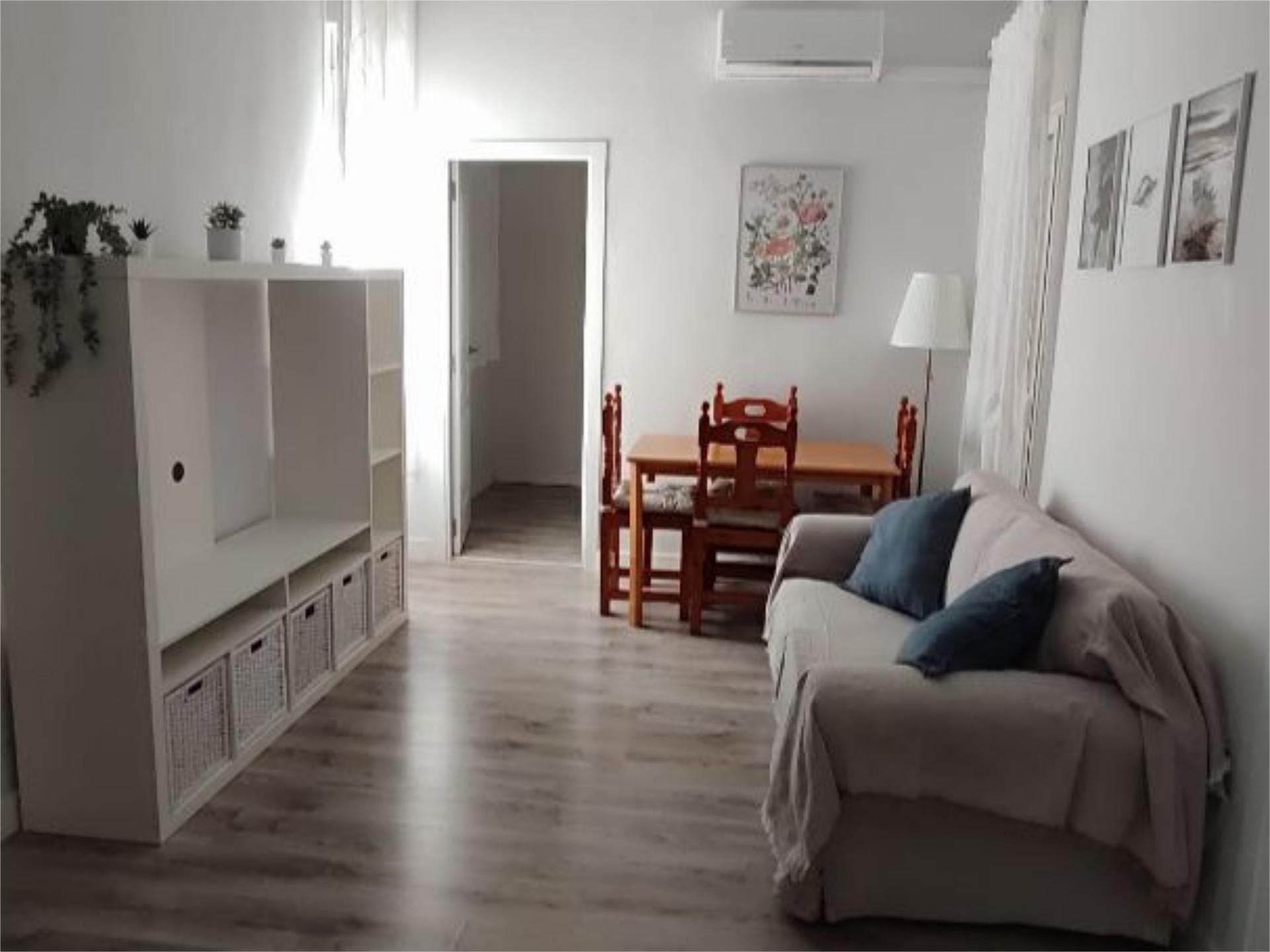 Flat to rent in Calle Rafael Cantarero, 2, Ciudad Jardín