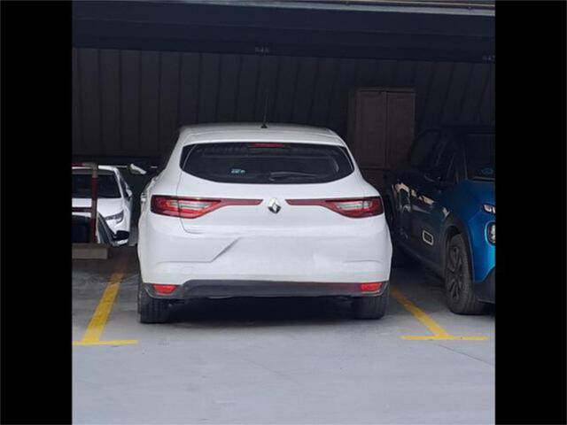 Garaje en Alquiler en Parque Ayala - Jardín de la Abadía - Huelín