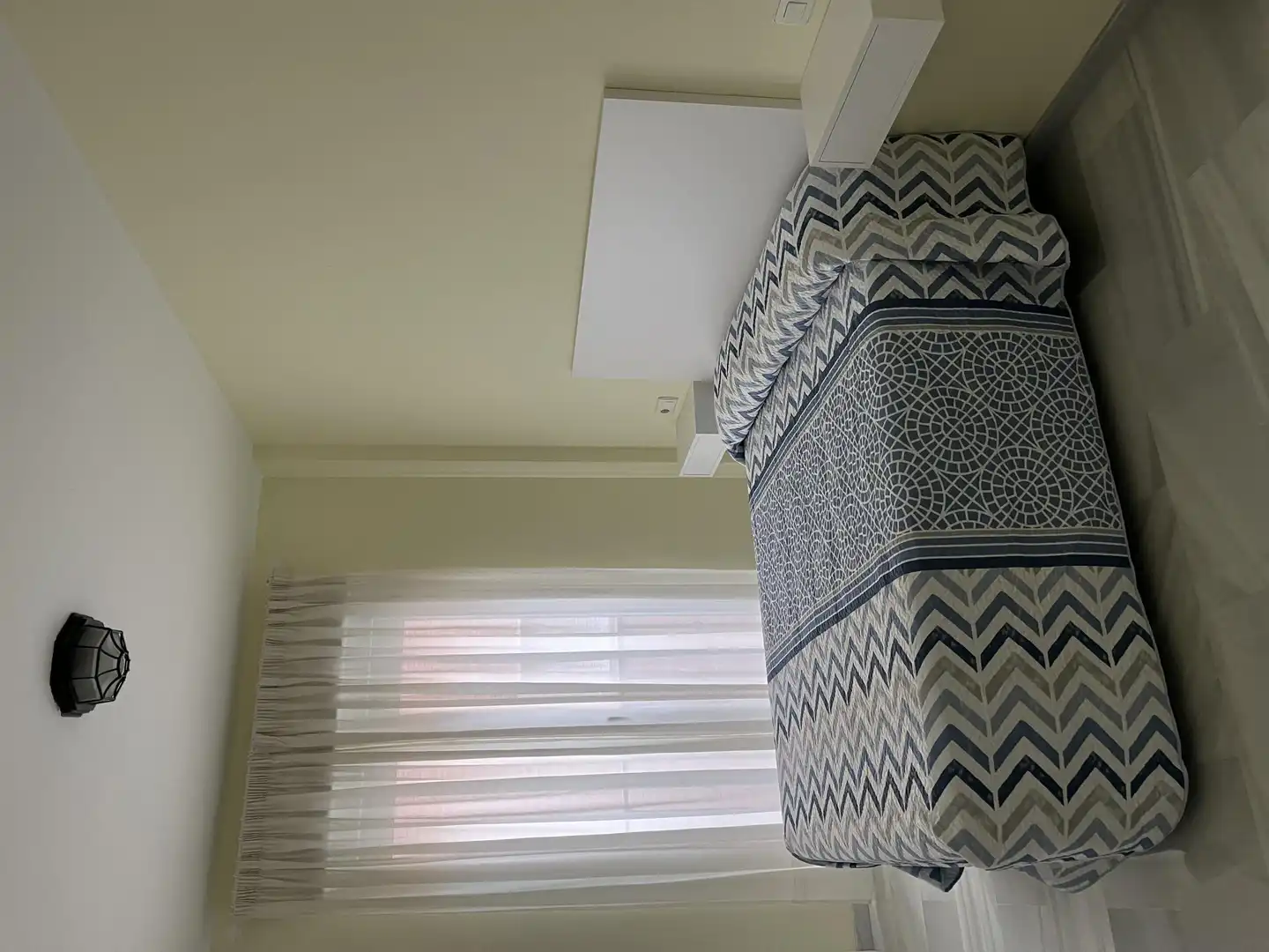 Habitación de Apartamento en venta en  Granada Capital con Aire acondicionado y Balcón