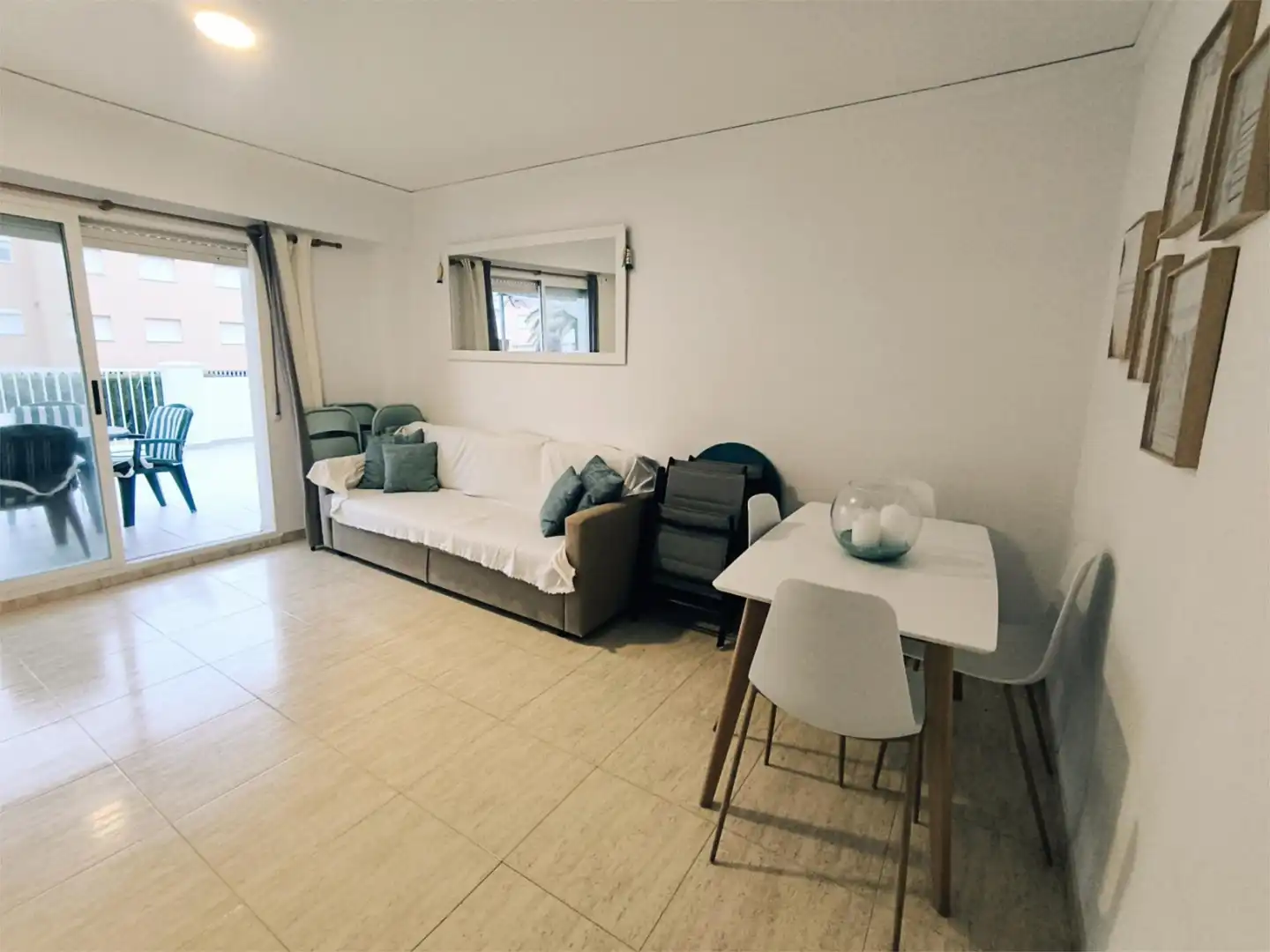 Apartamento de alquiler en Carrer les Neus, Piles Apartamento de alquiler en Carrer les Neus, Piles