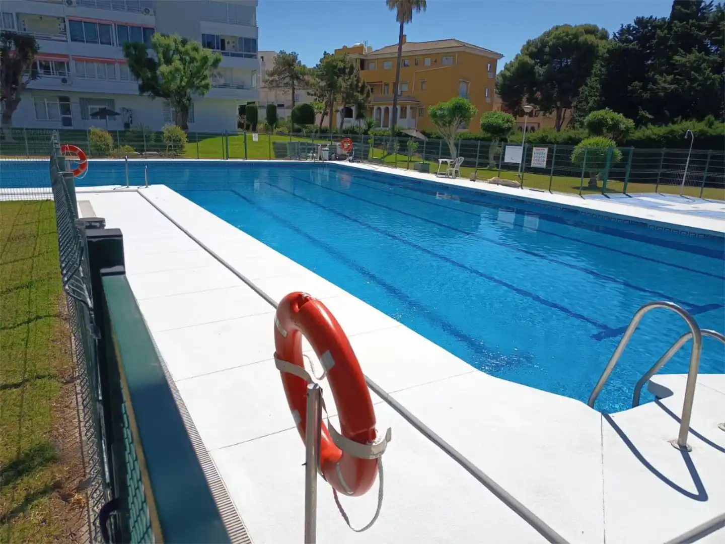 Pis de lloguer a Avenida Terramar Alto, 3, Solymar Piscina de Pis de lloguer en Benalmádena amb Aire condicionat, Calefacció i Jardí privat