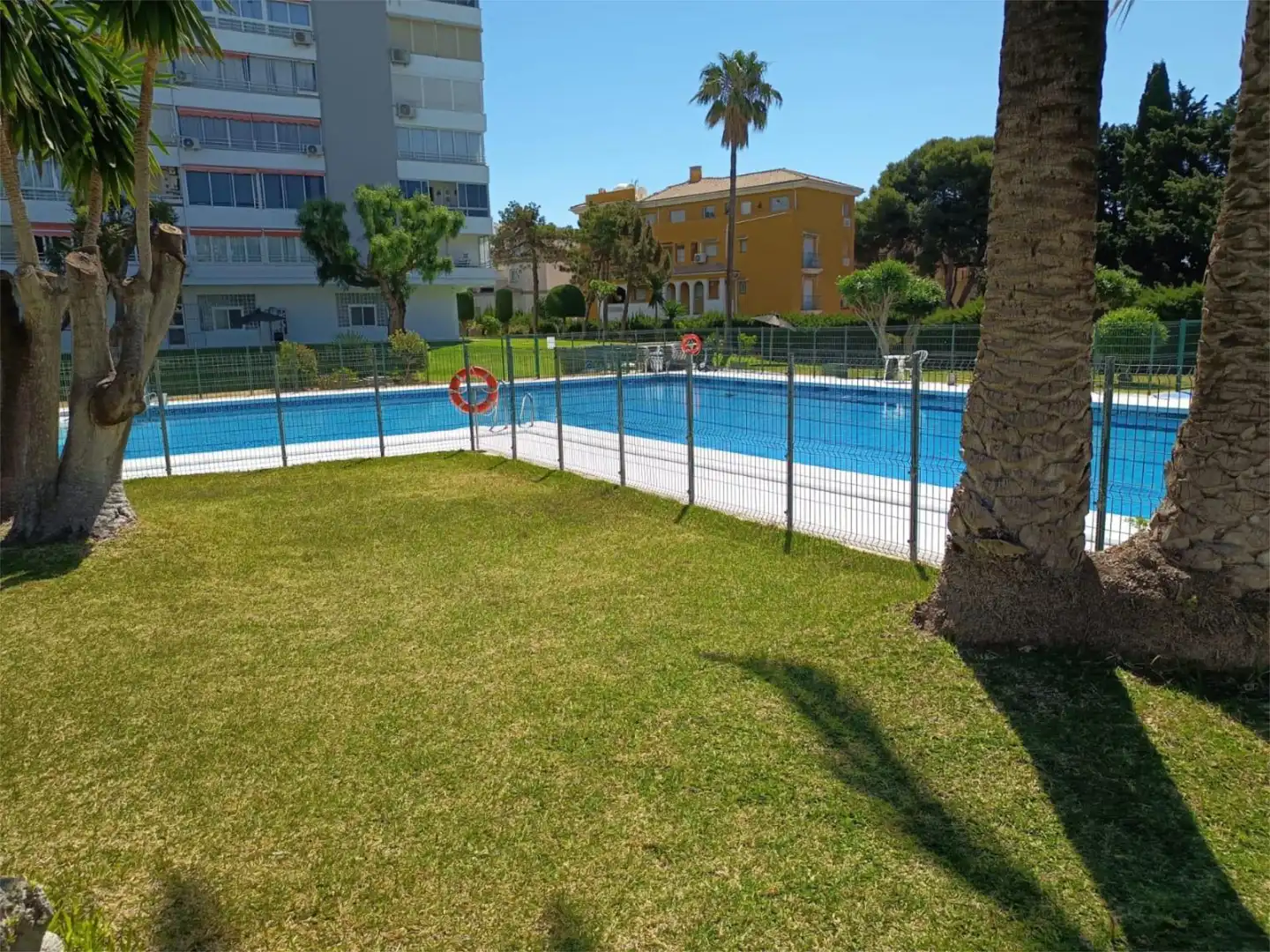 Pis de lloguer a Avenida Terramar Alto, 3, Solymar Piscina de Pis de lloguer en Benalmádena amb Aire condicionat, Calefacció i Jardí privat