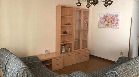 Casa adosada de alquiler en Nuevo Cáceres, Cáceres Capital - imagen 3 Foto 3 de Casa adosada de alquiler en Nuevo Cáceres, Cáceres Capital