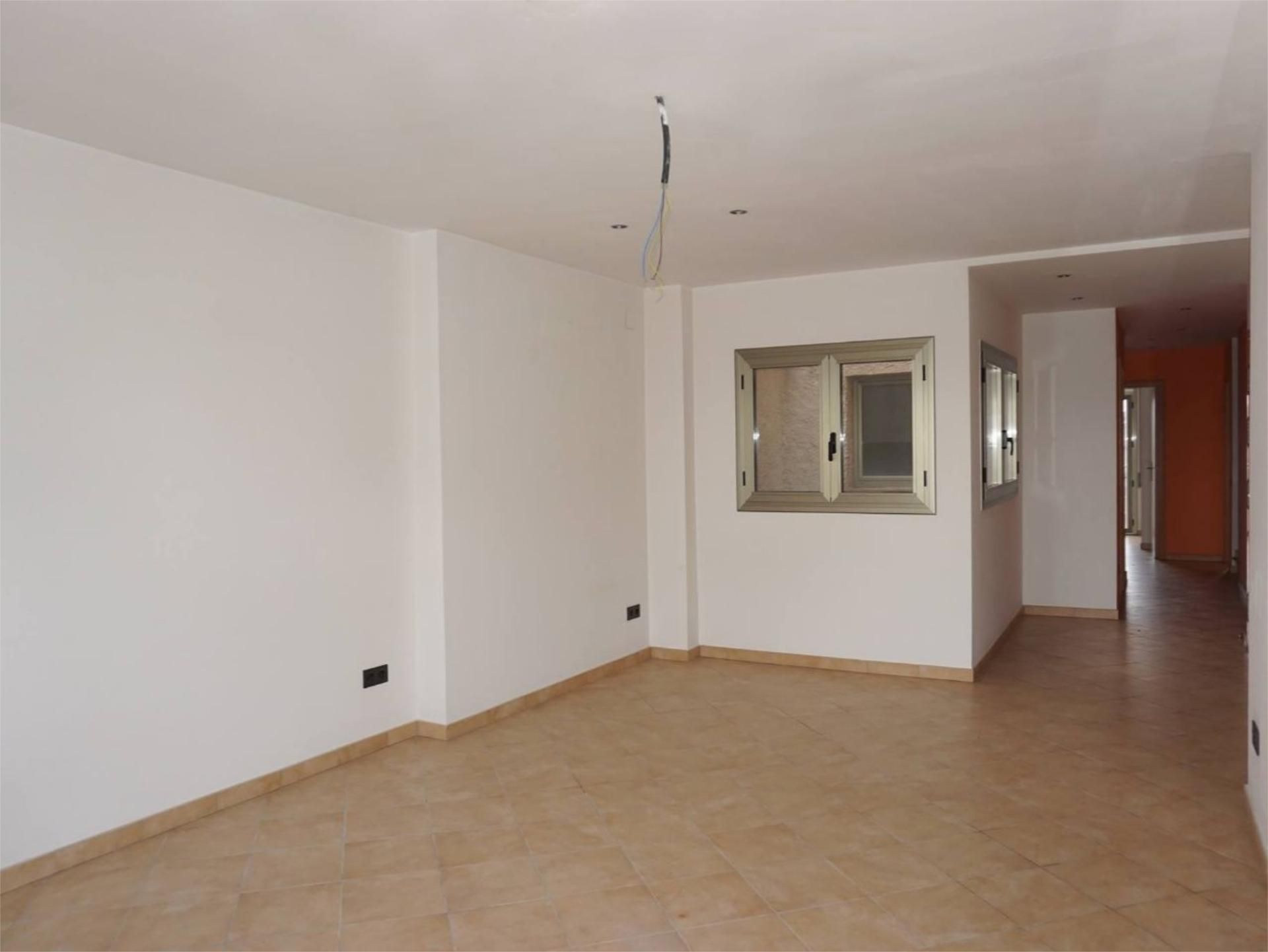 Flat to rent in Bell-lloc d'Urgell  with Air Conditioner, Heating and Terrace