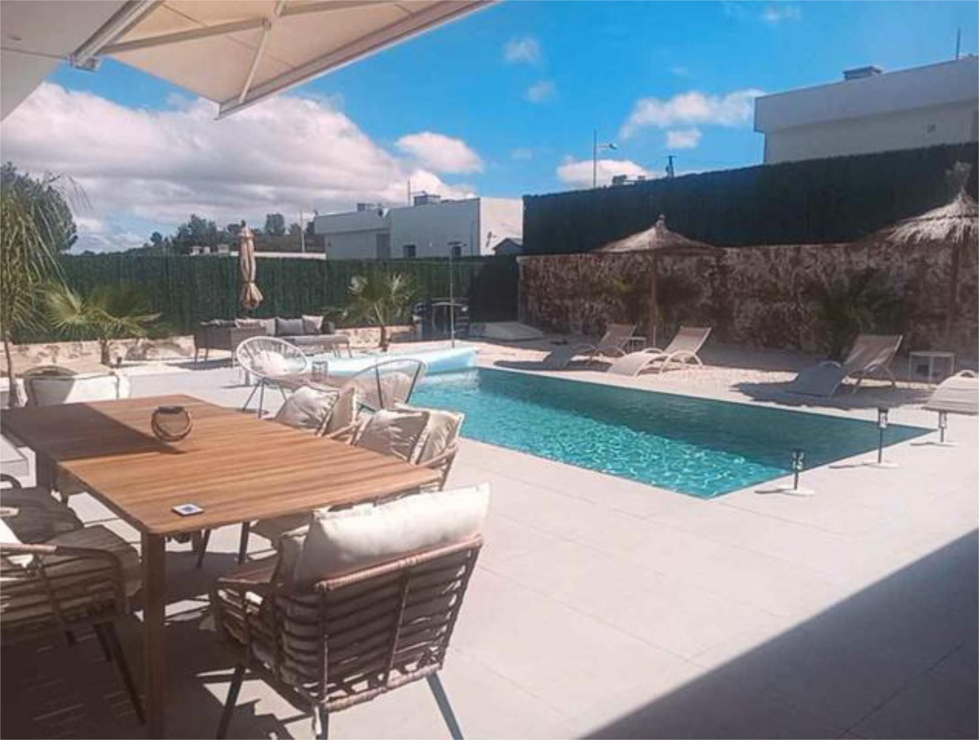 Piscina de Casa adosada de alquiler en Calasparra con Calefacción, Jardín privado y Trastero