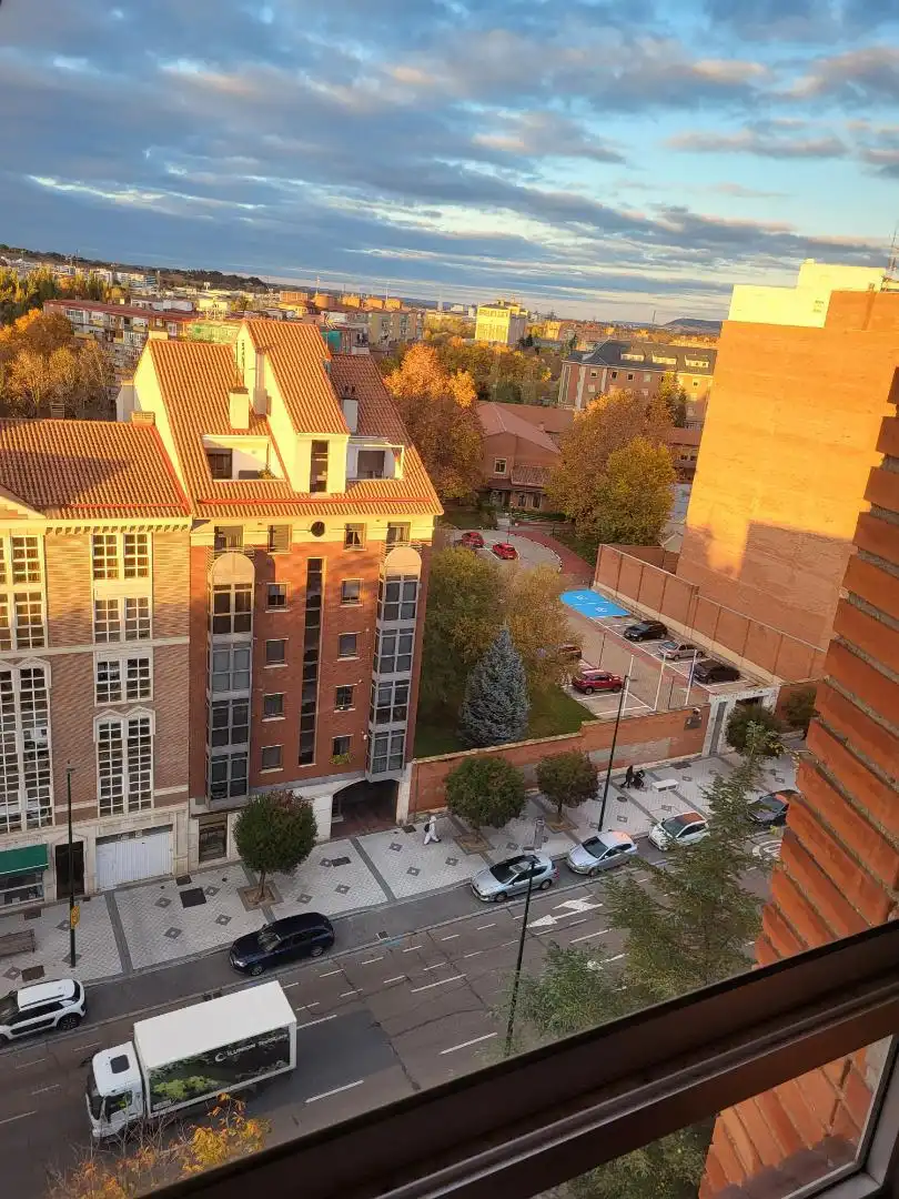 Außenansicht von Dachboden zum Verkauf in Valladolid mit Heizung, Parkett und Terrasse