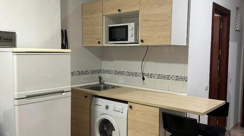 Estudi de lloguer a Calle Infantes, 25, Parque Ayala - Jardín de la Abadía - Huelín, Málaga Capital - imatge 3 Foto 3 de Estudi de lloguer a Calle Infantes, 25, Parque Ayala - Jardín de la Abadía - Huelín, Málaga Capital