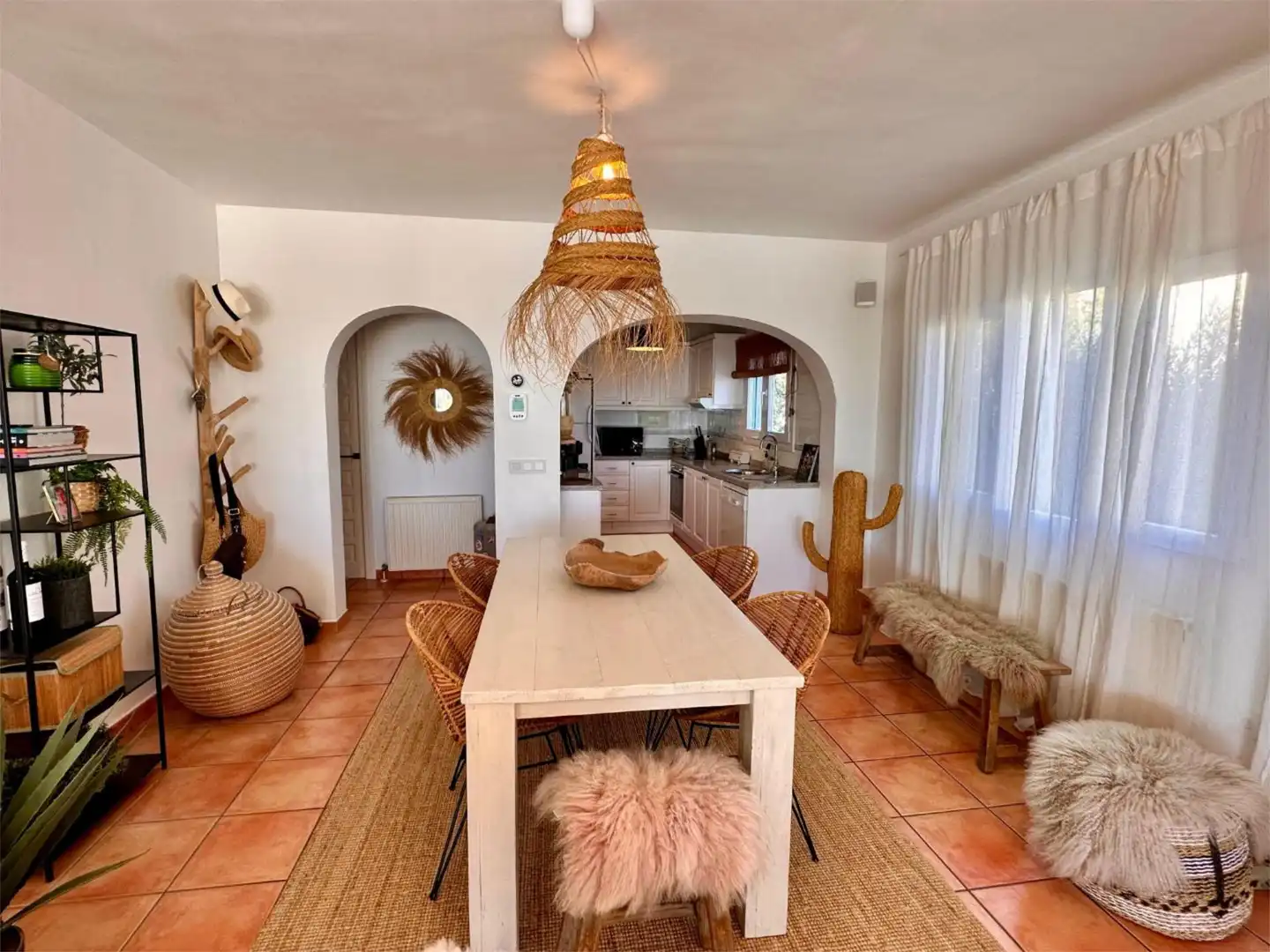 Casa o xalet en venda a Carrer la Tonyina, 4, La Viña - Montemar - San Jaime Menjador de Casa o xalet en venda en Benissa amb Aire condicionat, Terrassa i Piscina
