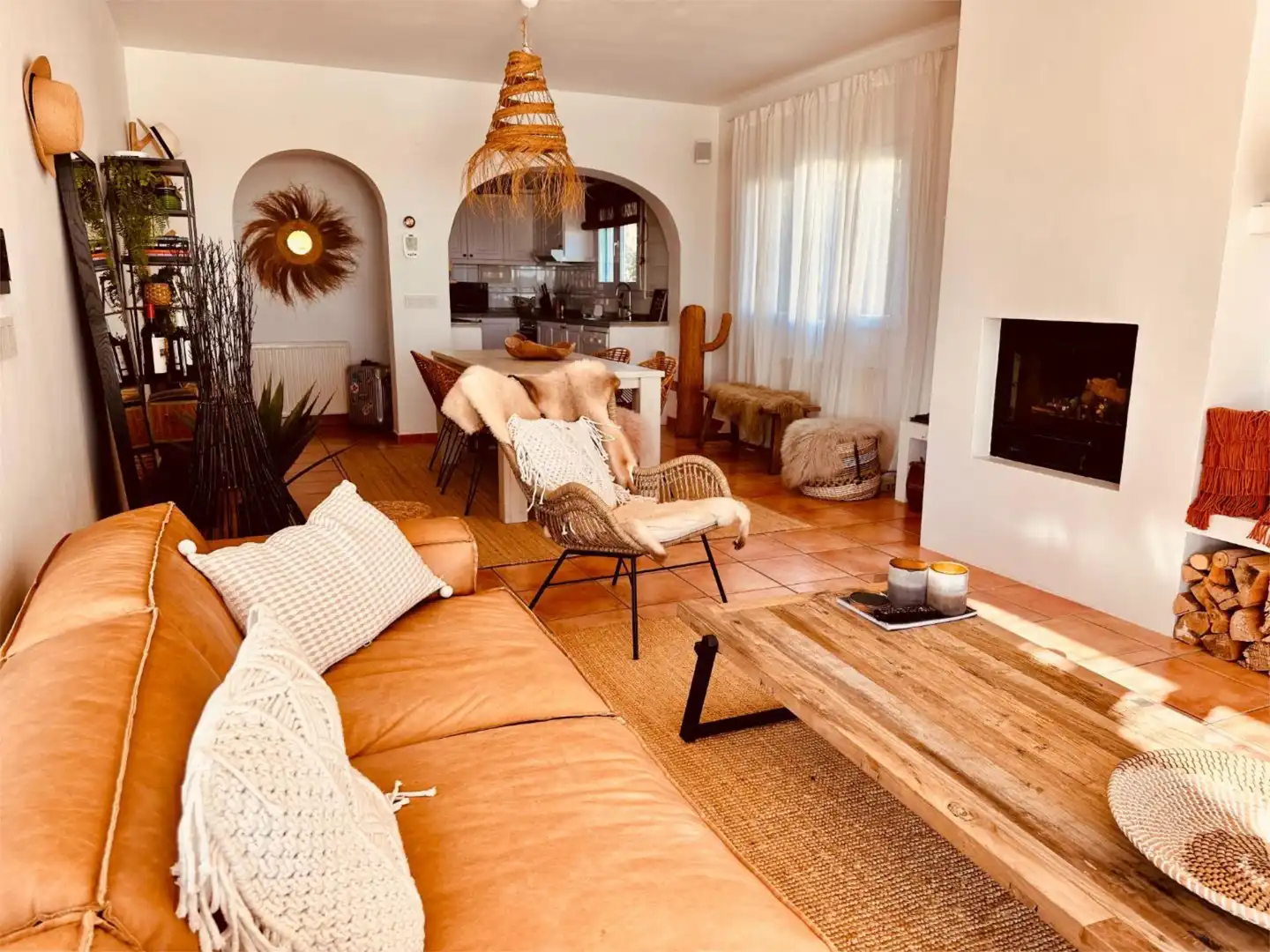 Casa o xalet en venda a Carrer la Tonyina, 4, La Viña - Montemar - San Jaime Sala d'estar de Casa o xalet en venda en Benissa amb Aire condicionat, Terrassa i Piscina