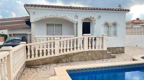 Casa adosada de lloguer a Platja de Mont-roig, Mont-roig del Camp - imatge 2 Foto 2 de Casa adosada de lloguer a Platja de Mont-roig, Mont-roig del Camp