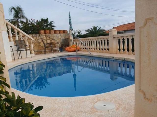 Planta baja en Alquiler en Carrer Costa Rica, 35 en Coloma