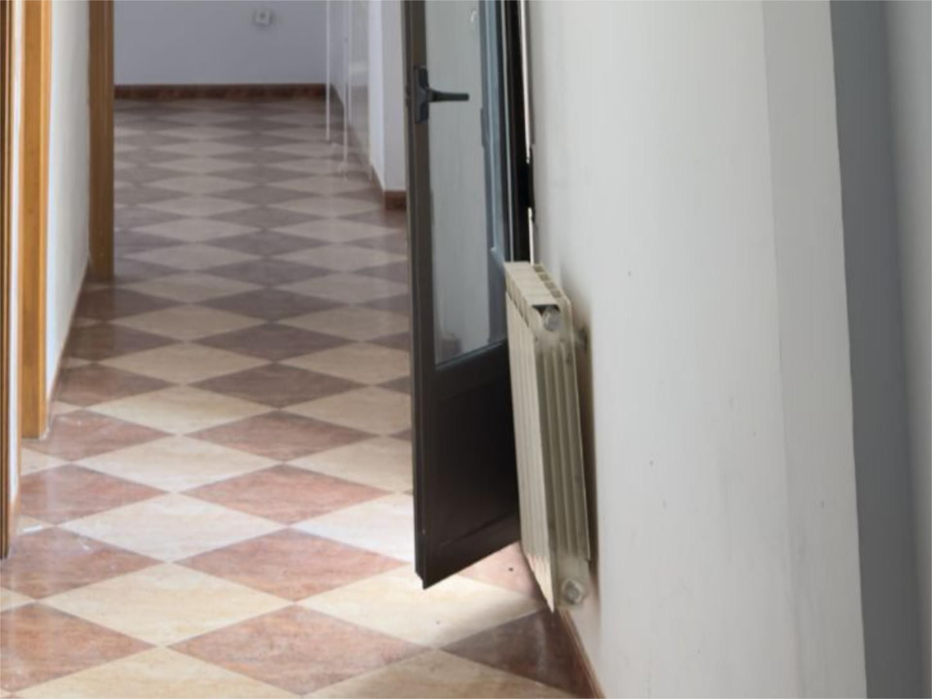 Pis de lloguer a Calle Corredera, 25, Baza Pis de lloguer en Baza amb Calefacció, Terrassa i Balcó